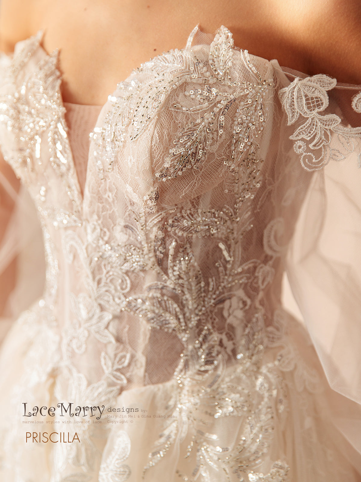 PRISCILLA / Breathtaking Wedding Dress With Puff Long Sleeves