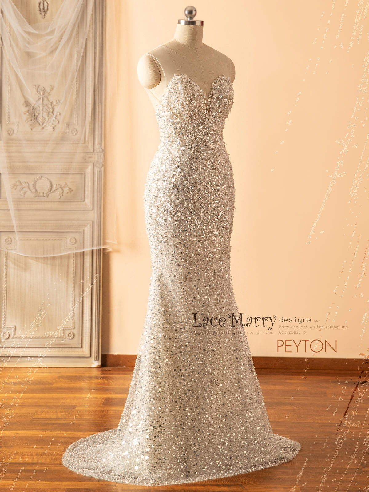 PEYTON / Plunge Neck Sparkling Wedding Dress