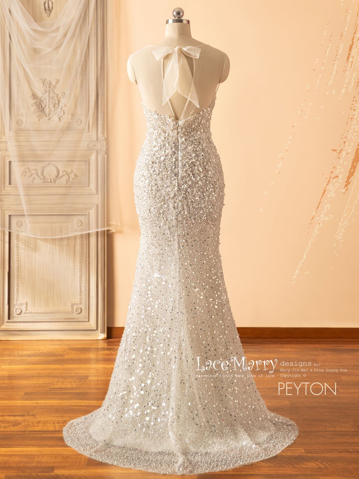 PEYTON / Plunge Neck Sparkling Wedding Dress