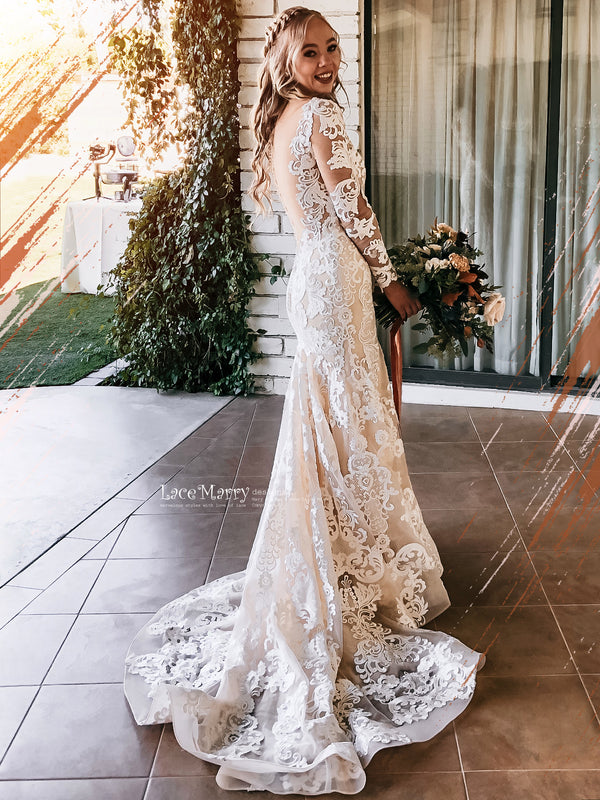SKYE / Gorgeous Fitted Lace Wedding Dress with Long Sleeves - LaceMarry SKYE / Gorgeous Fitted Lace Wedding Dress with Long Sleeves - LaceMarry