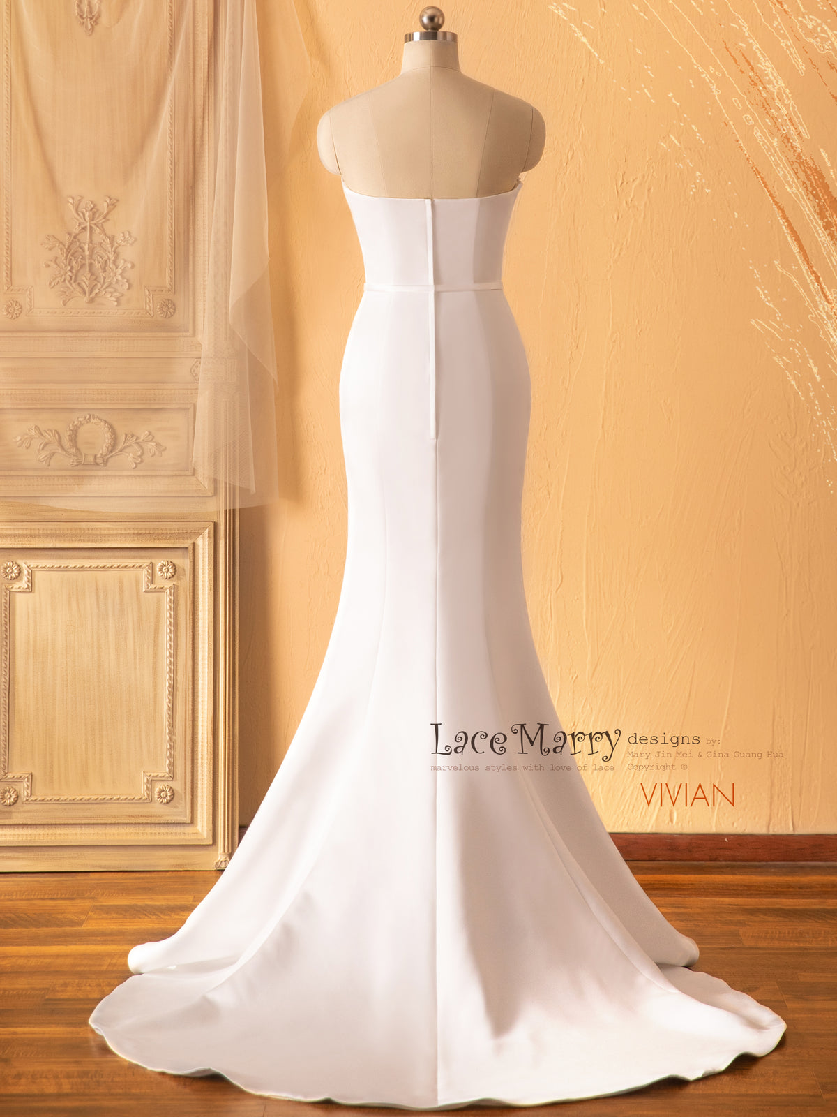 VIVIAN / Plain Wedding Dress with Folded Neckline Design