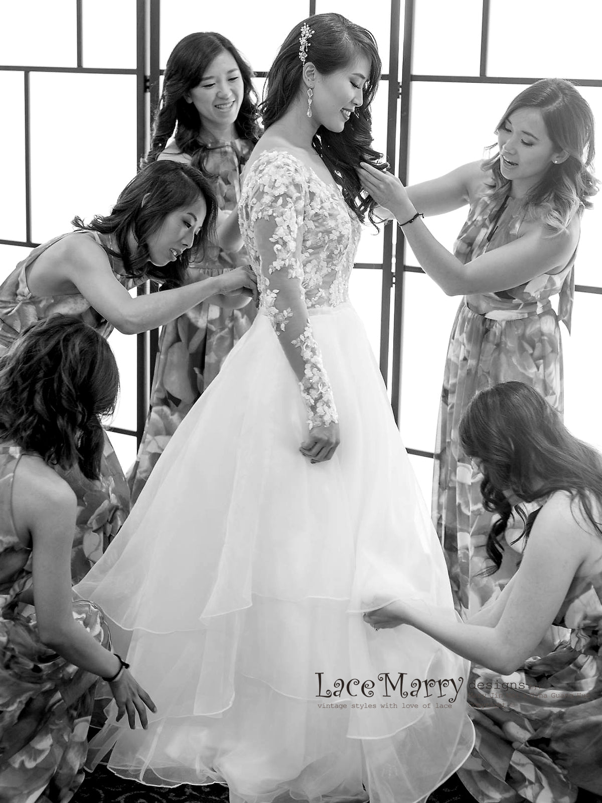 Long Sheer Sleeves Lace Wedding Dress