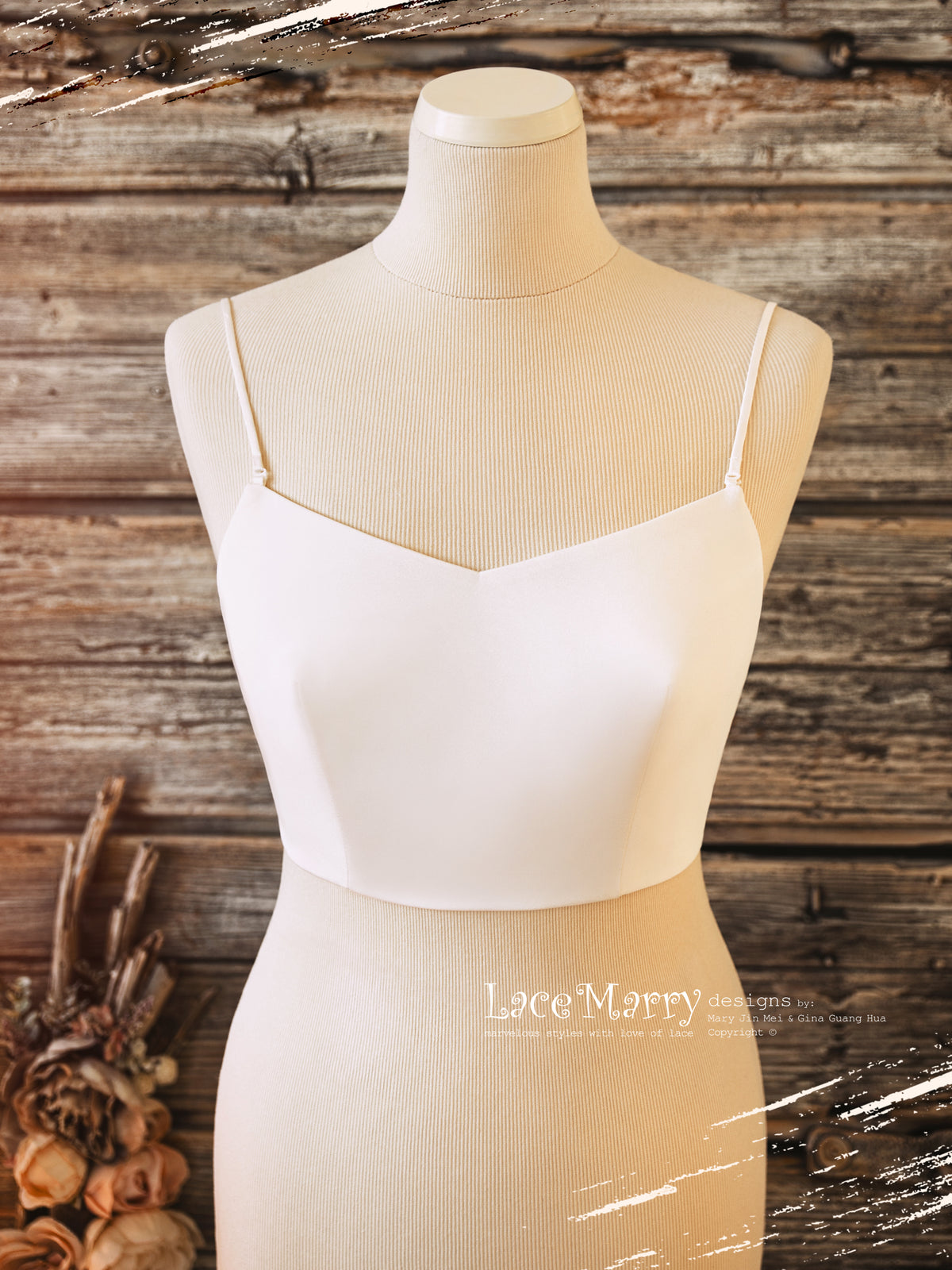 ASTRA #2 / Soft Plain Bustier with Slim Closure