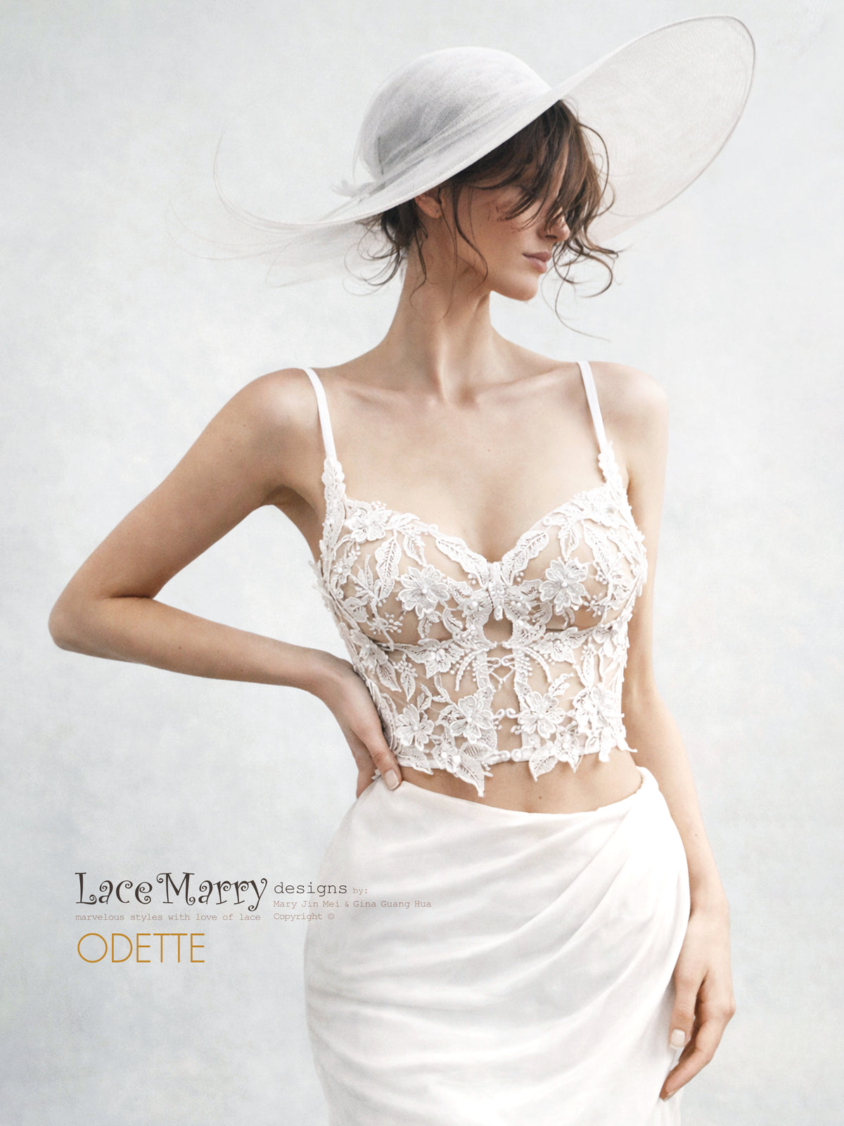 ODETTE / Sexy Lace Crop Top with Thin Straps
