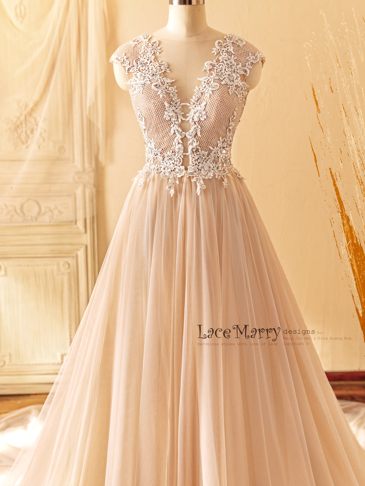 JAKIARA / A Line Wedding Dress with Gorgeous Rhombus Design
