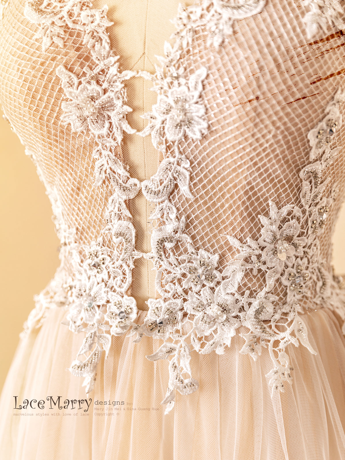 JAKIARA / A Line Wedding Dress with Gorgeous Rhombus Design