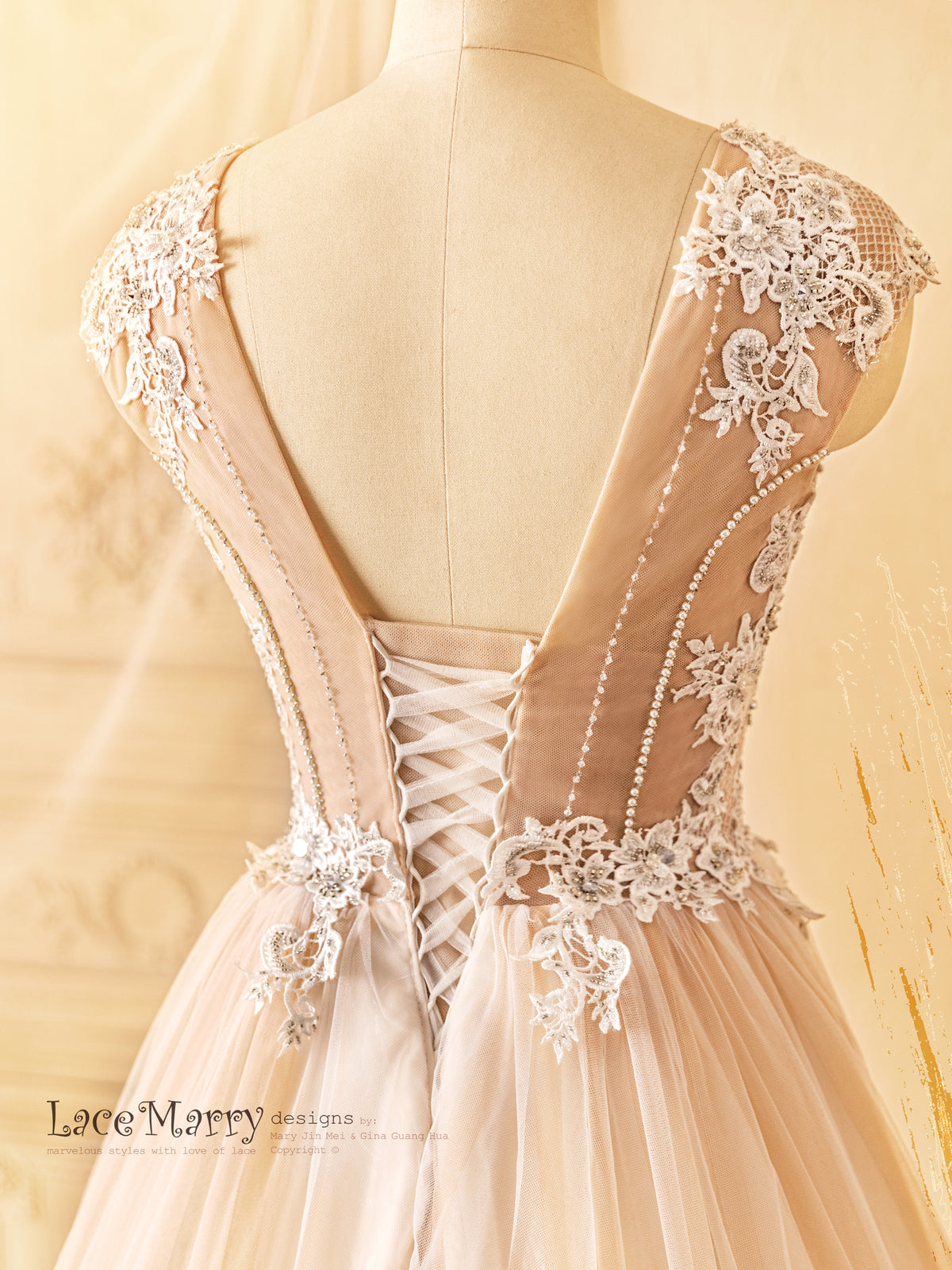 JAKIARA / A Line Wedding Dress with Gorgeous Rhombus Design