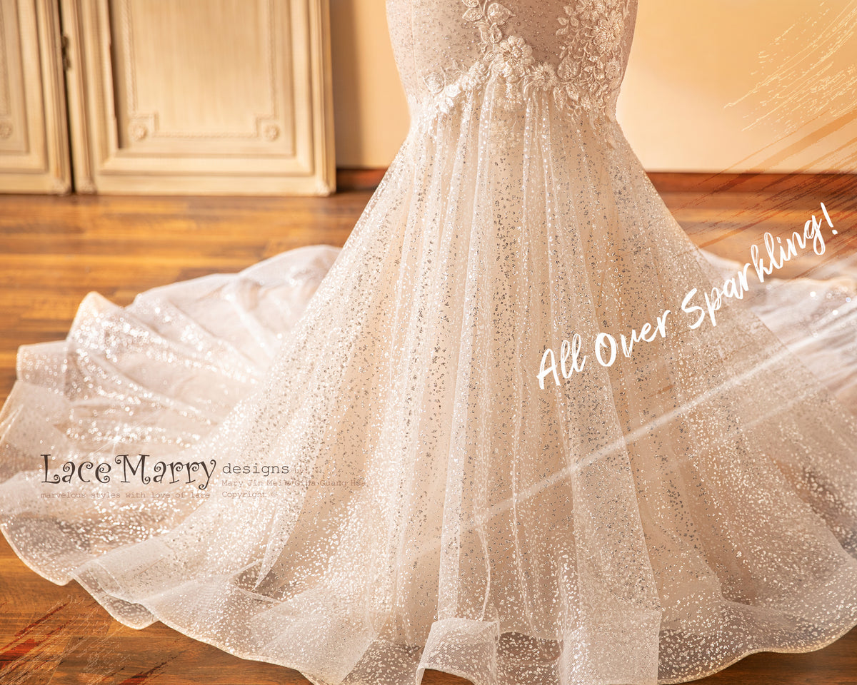 MARIAN / Exquisite Wedding Dress with Colored Underlay - LaceMarry MARIAN / Exquisite Wedding Dress with Colored Underlay - LaceMarry