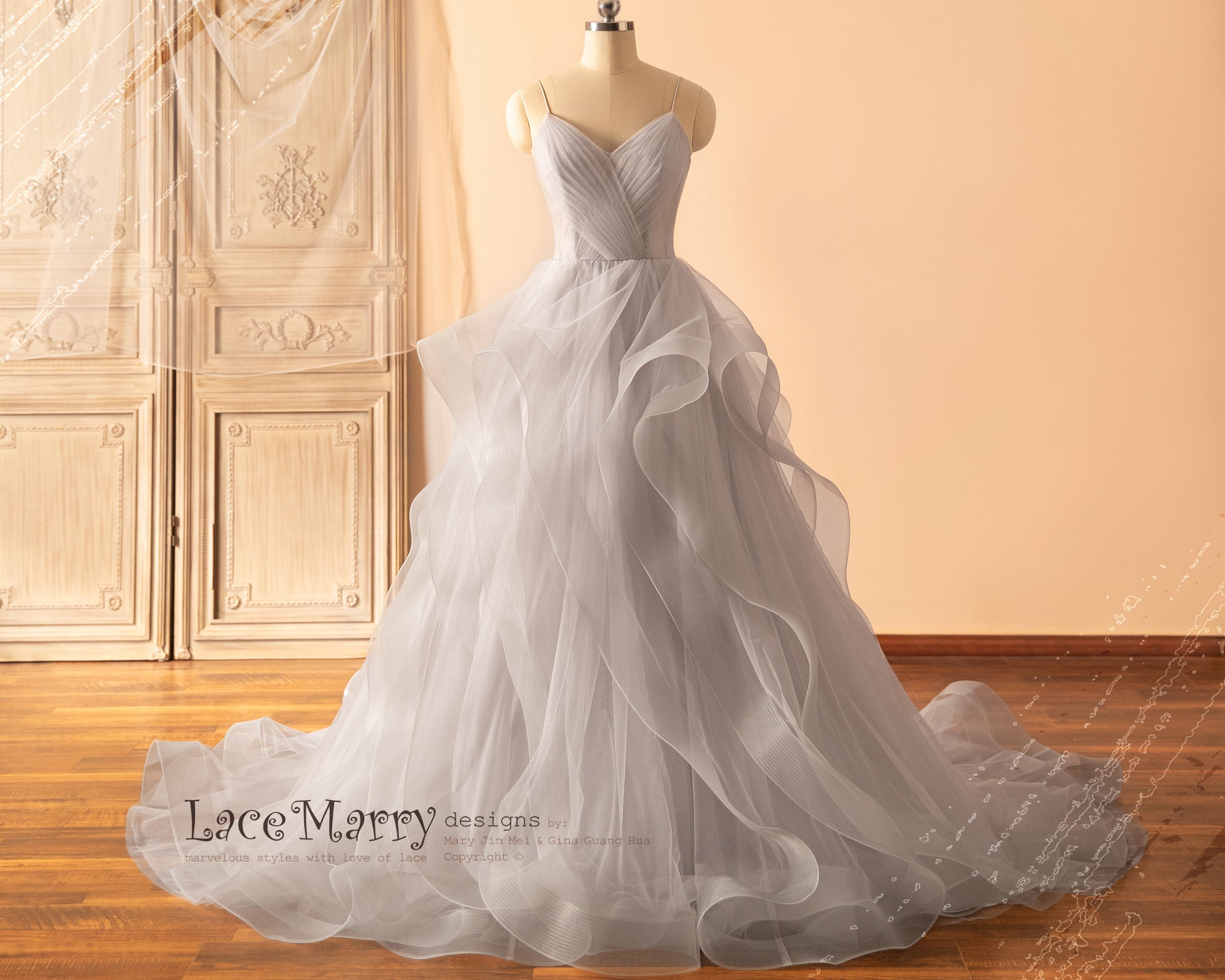 ALIZA / Gray Wedding Dress with A Line Multi Layer Tulle