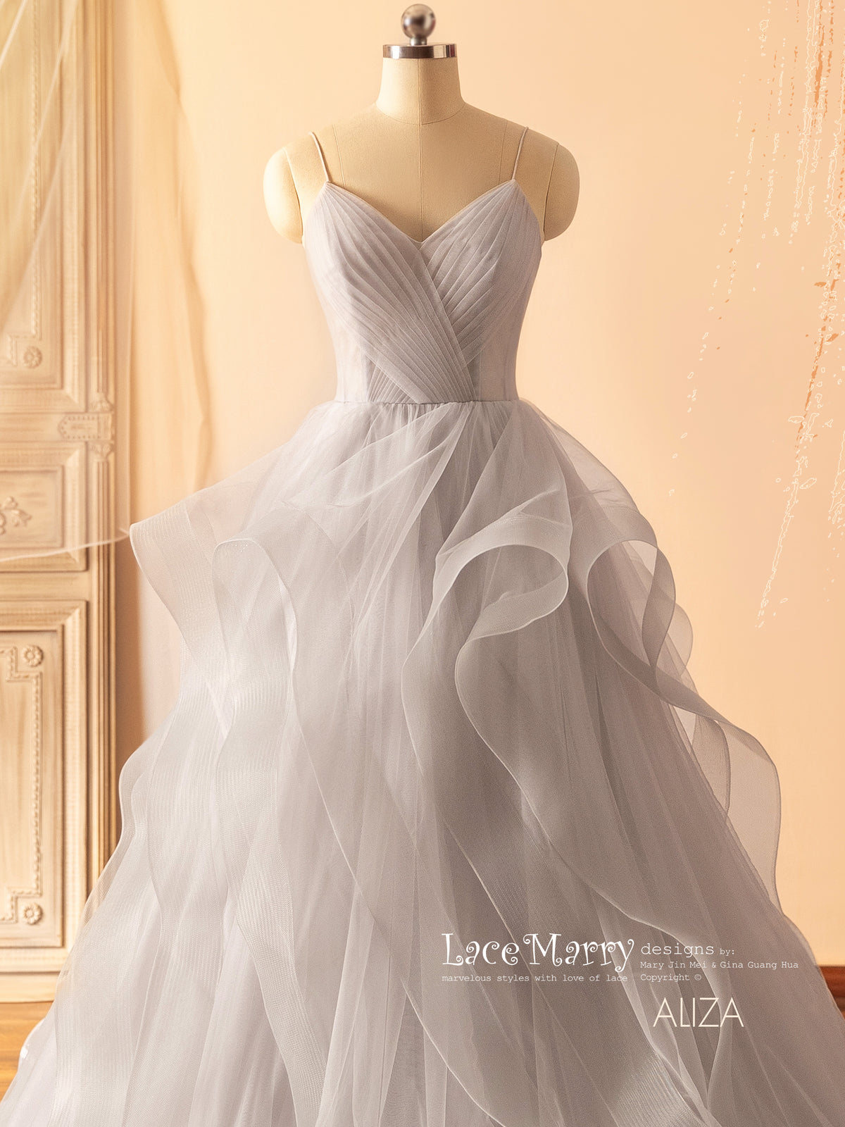 ALIZA / Gray Wedding Dress with A Line Multi Layer Tulle Skirt