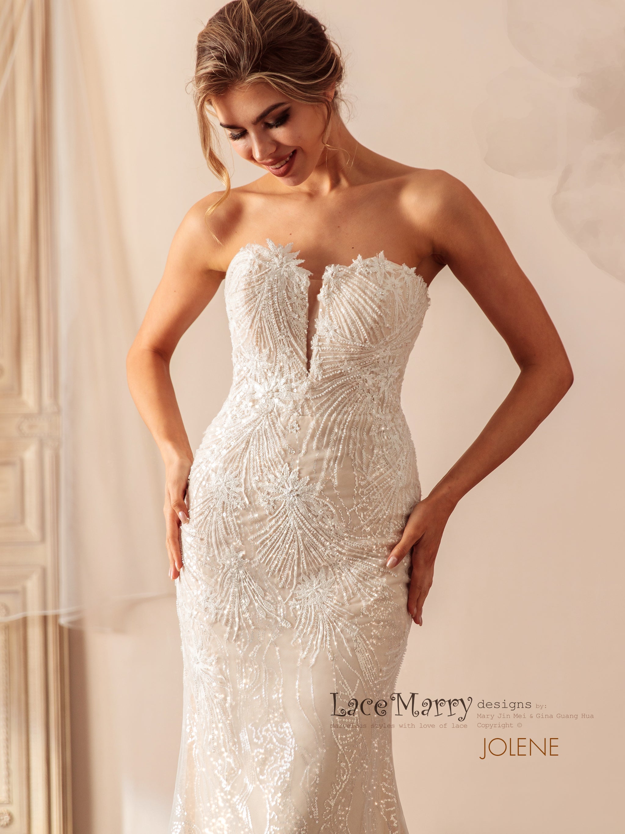 JOLENE / Strapless Wedding Dress with Plunge Neckline - LaceMarry JOLENE / Strapless Wedding Dress with Plunge Neckline - LaceMarry