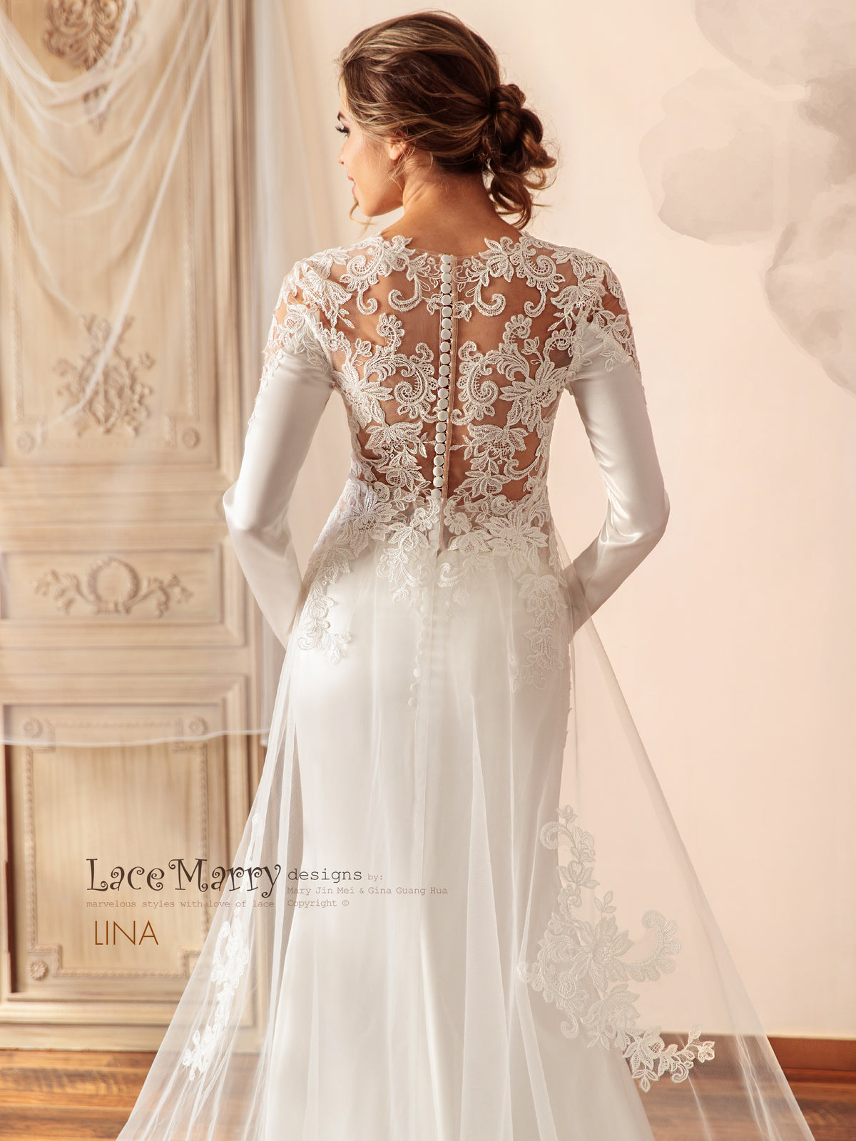 LINA / Plain Wedding Dress with Feminine Cut-out Bodice