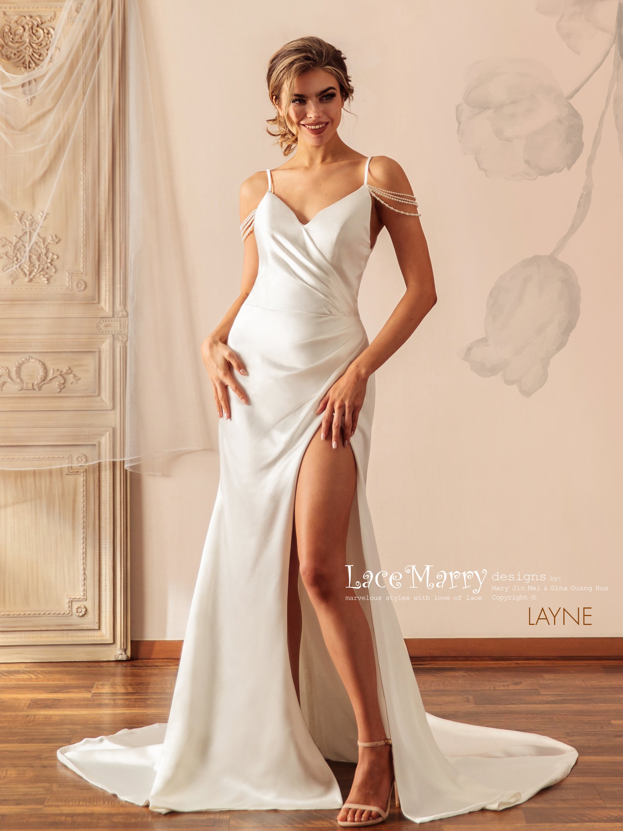 LAYNE / Sexy Plain Wedding Dress with Slit in the Skirt - LaceMarry LAYNE / Sexy Plain Wedding Dress with Slit in the Skirt - LaceMarry