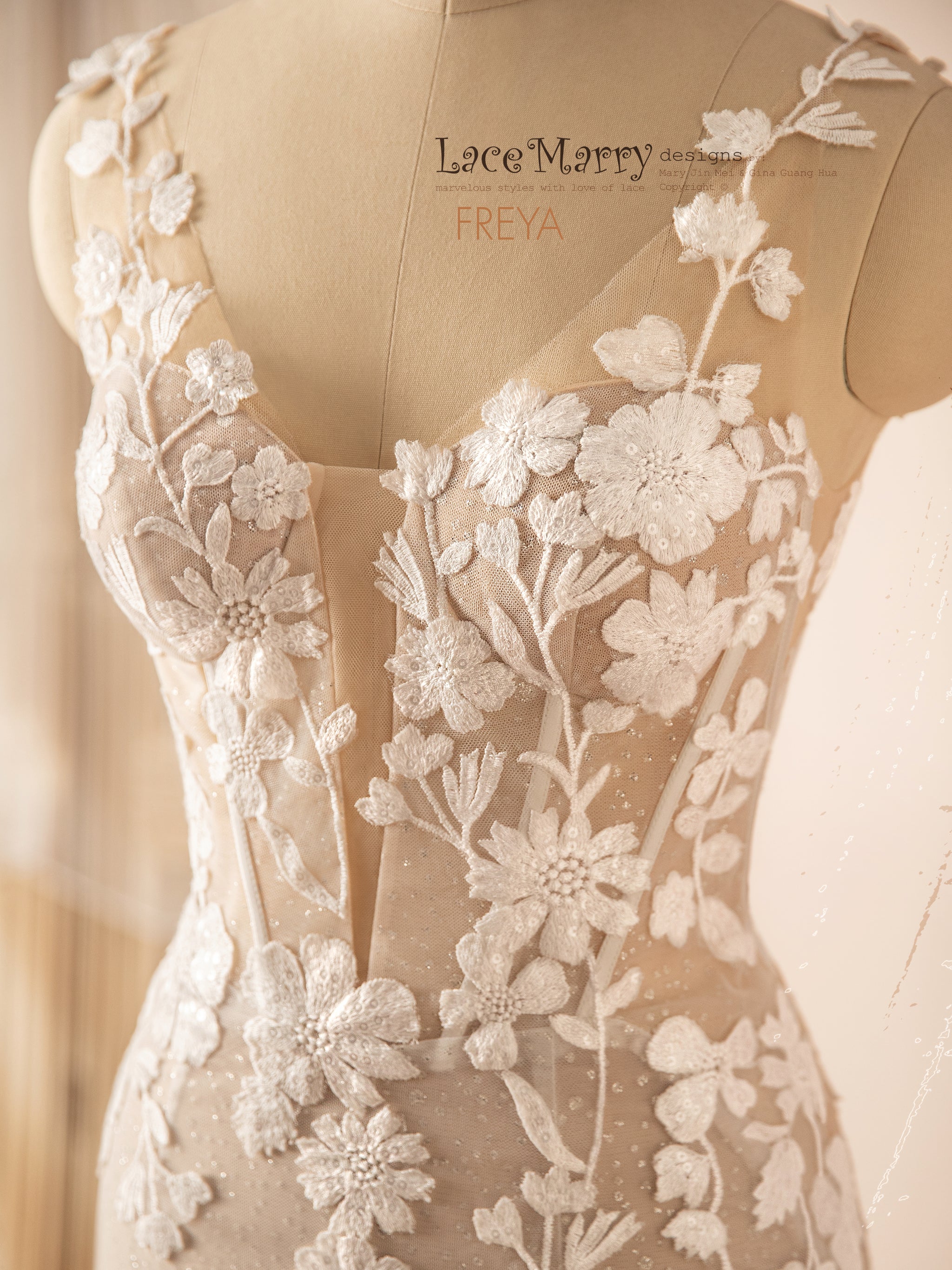 floral lace wedding dress product info and reviews Just Married | Floral Applique A Line Tulle Wedding Dress