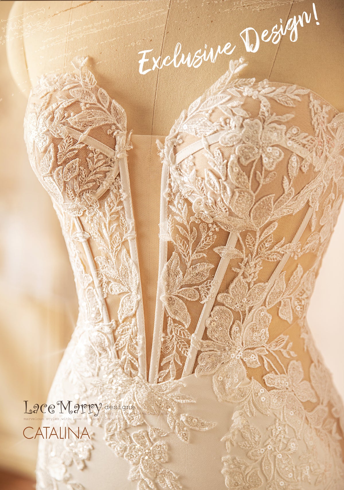 CATALINA / Breathtaking Wedding Dress with Plunge Neckline
