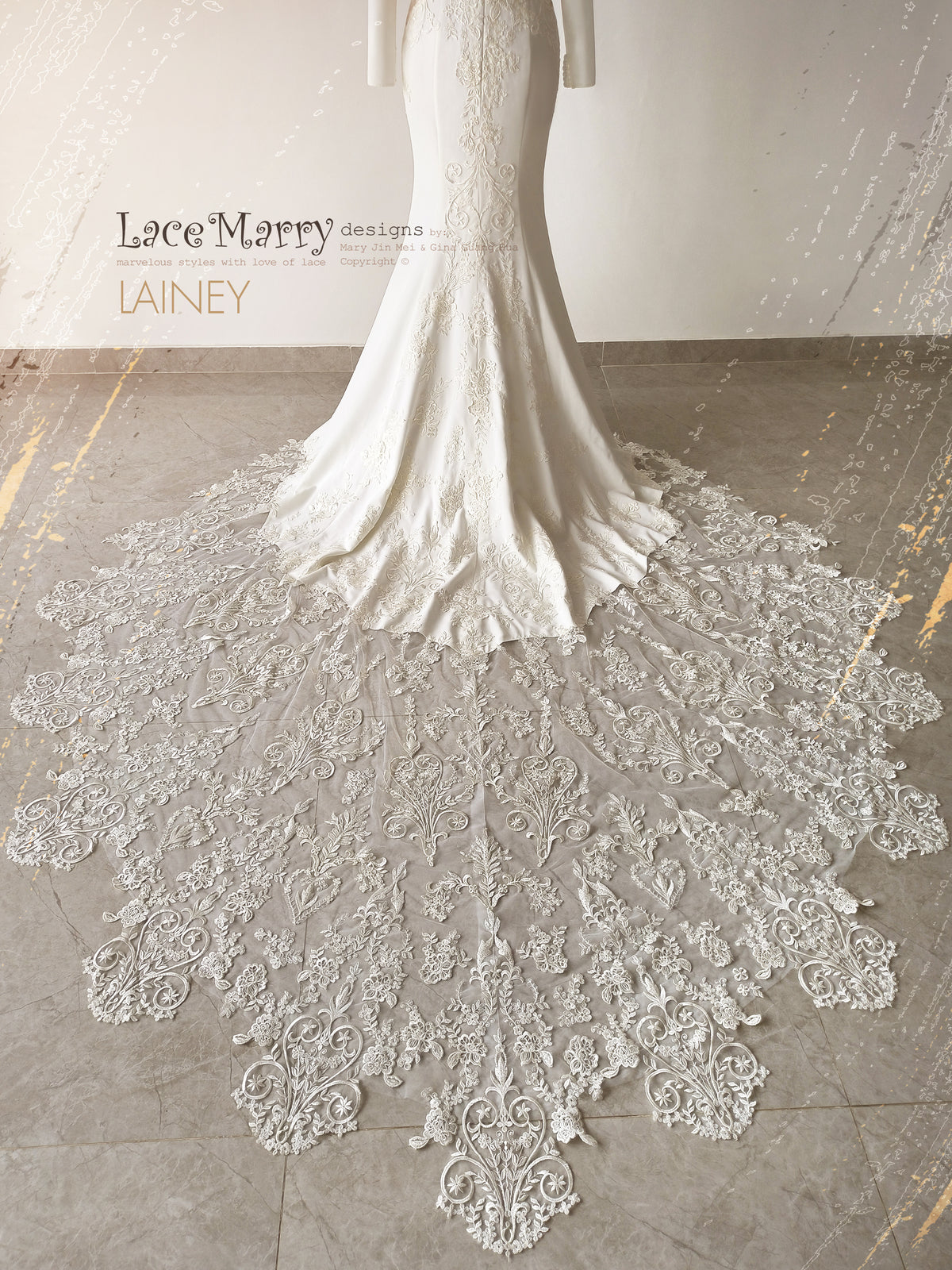 LAINEY / Ivory Lace Train Wedding Dress