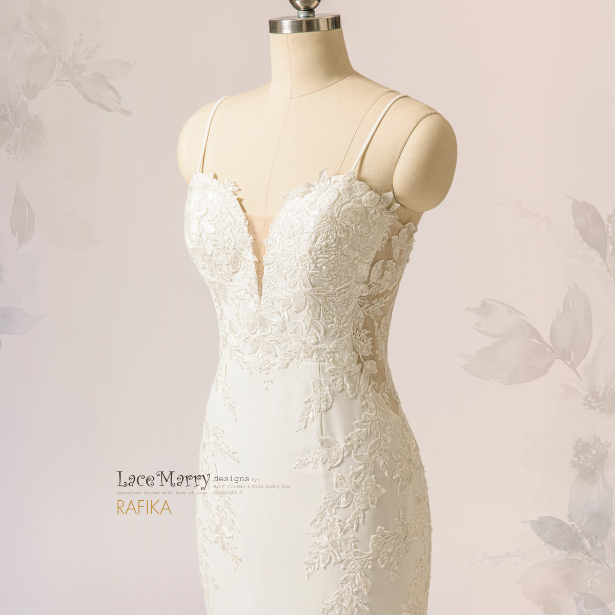 RAFIKA / Breathtaking Wedding Dress with Deep Plunge Neck