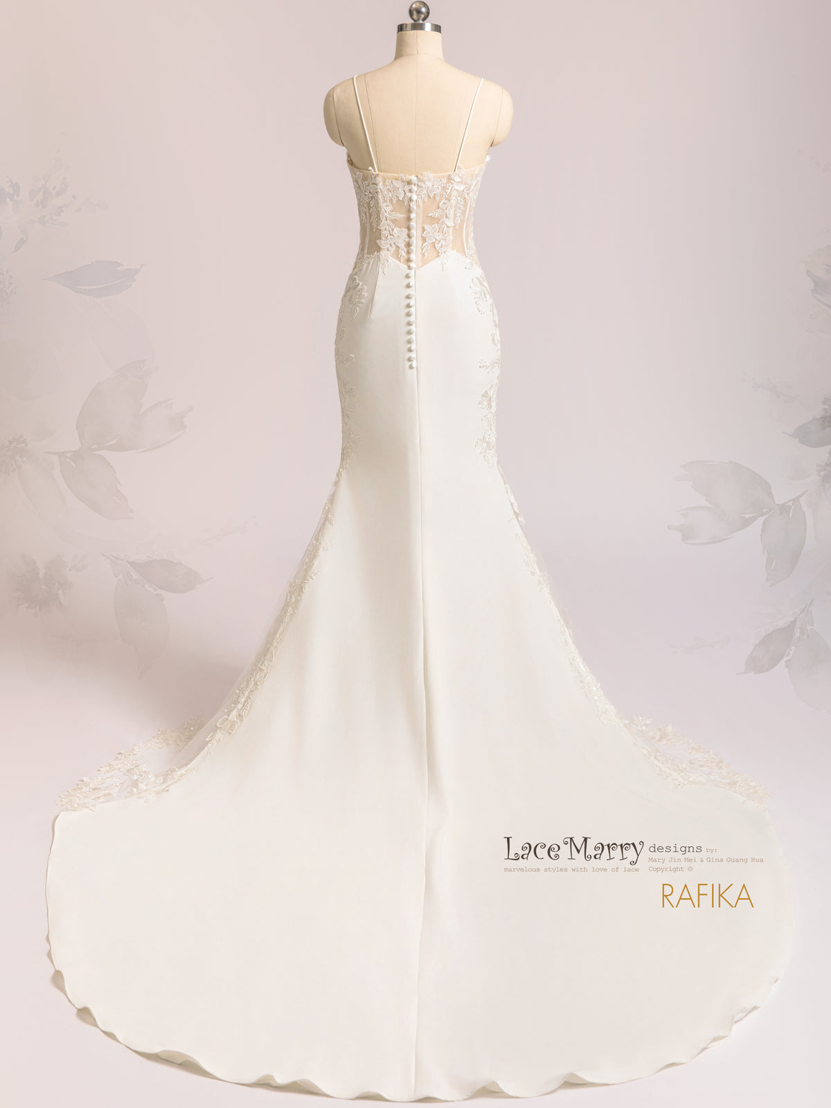 RAFIKA / Breathtaking Wedding Dress with Deep Plunge Neck