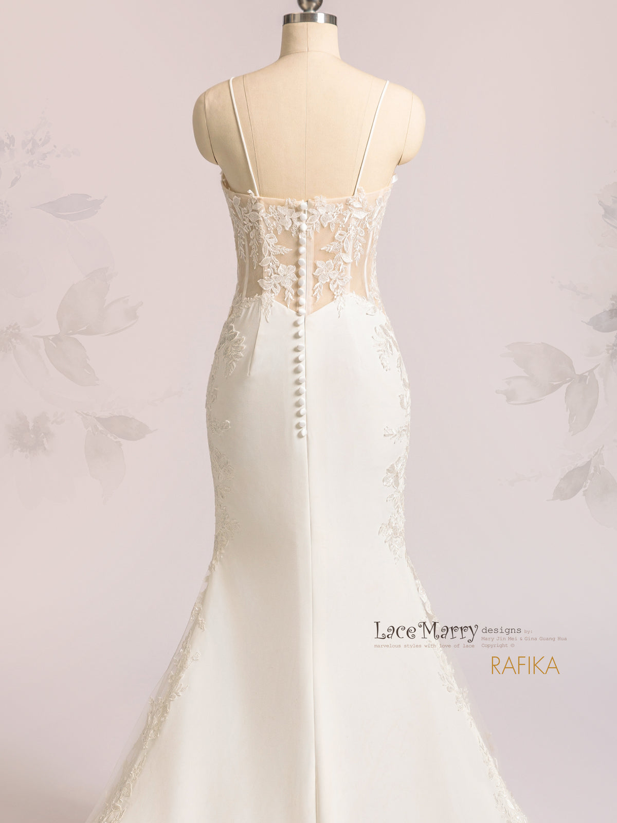 RAFIKA / Breathtaking Wedding Dress with Deep Plunge Neck