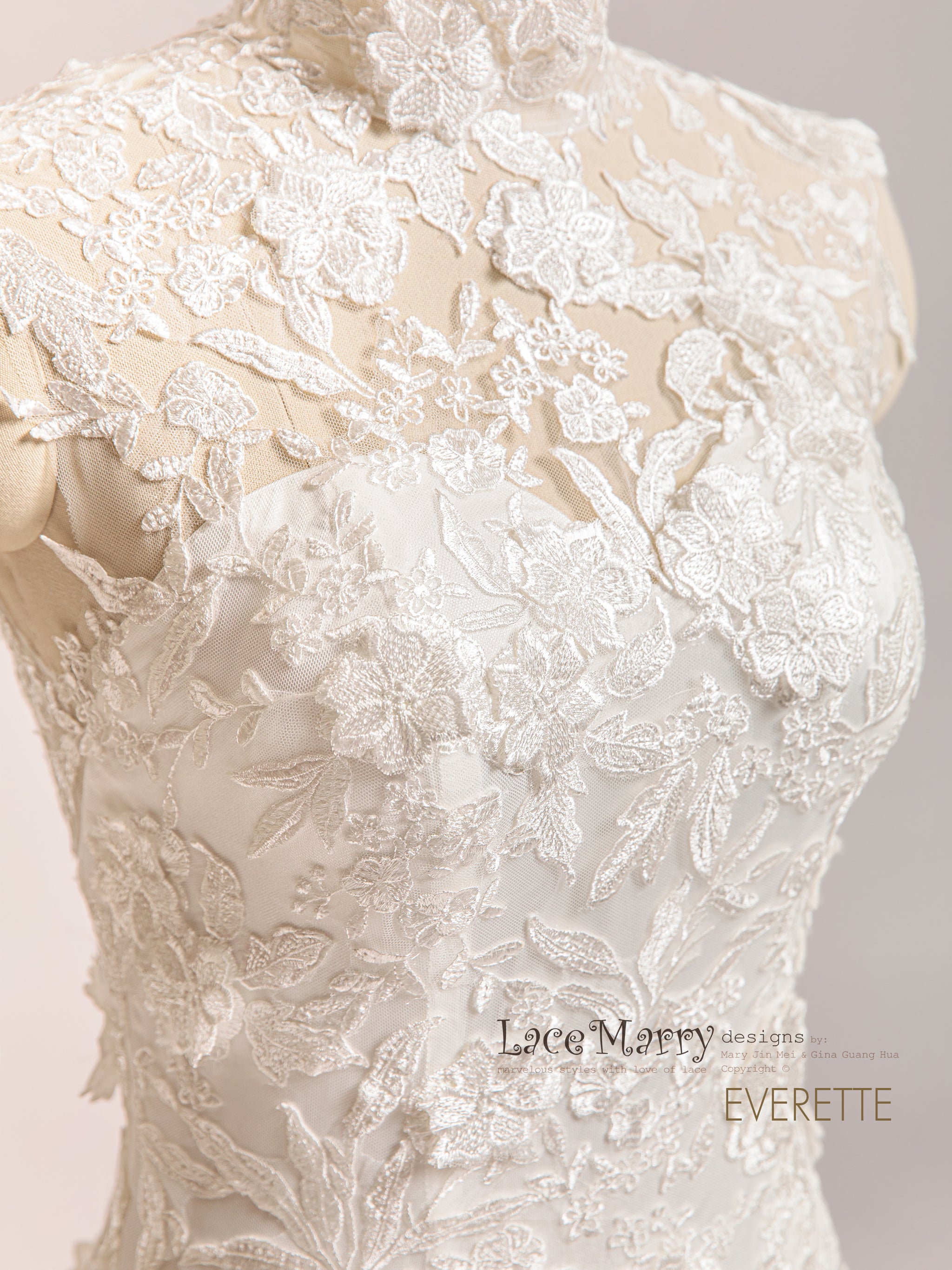 EVERETTE / Illusion Turtleneck Lace Wedding Dress EVERETTE / Illusion Turtleneck Lace Wedding Dress