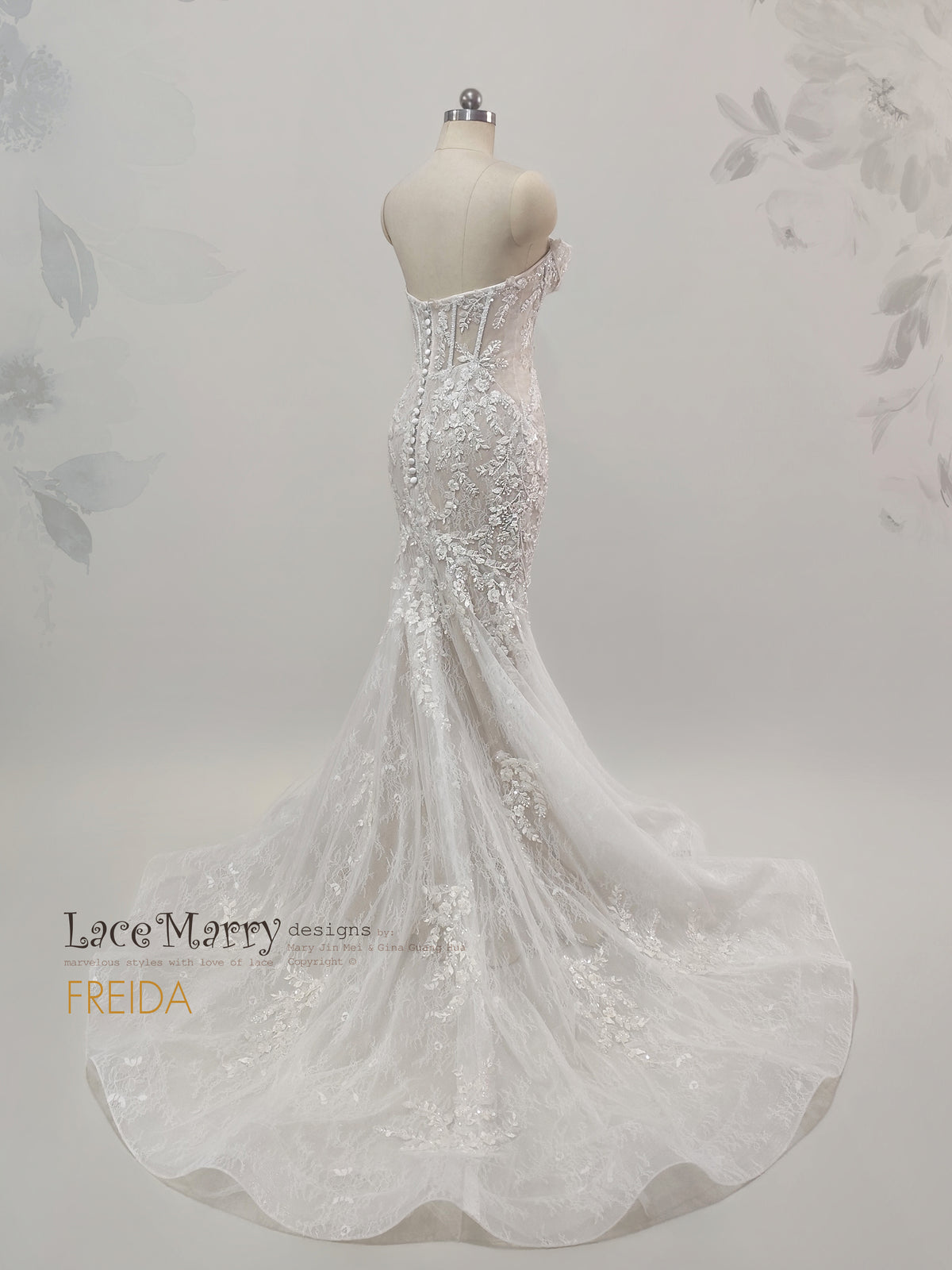 FREIDA / Strapless Mermaid Wedding Dress