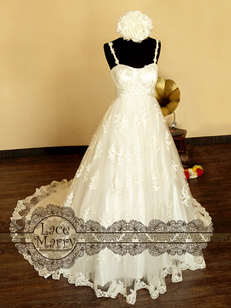 Delicate Flower Appliqu Lace Empire Waist Wedding Dress - LaceMarry Delicate Flower Appliqu Lace Empire Waist Wedding Dress - LaceMarry
