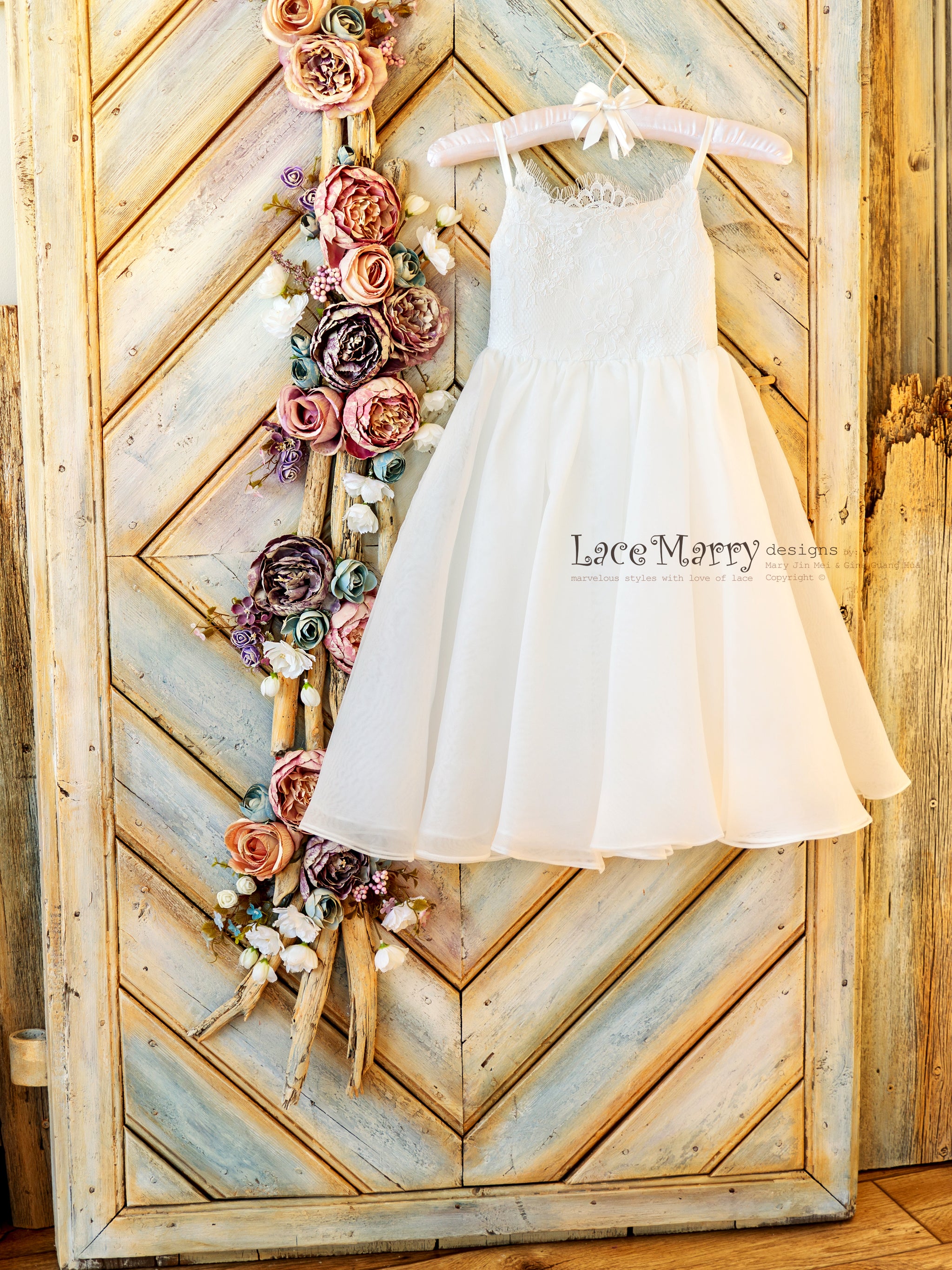 BIBI / Ivory Flower Girl Dress for Junior Bridesmaid with Lace Top - LaceMarry BIBI / Ivory Flower Girl Dress for Junior Bridesmaid with Lace Top - LaceMarry