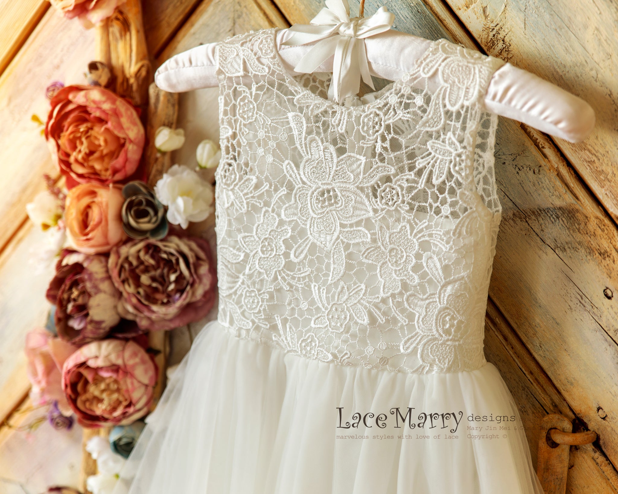 white lace dress with flowers Nicolette's Couture Women's Dress, Size 5 %0D%0A*%20Pay%20special%20attention%20on%20measurements%20to%20ensure%20proper%20fit LANA / Rustic Flower Girl