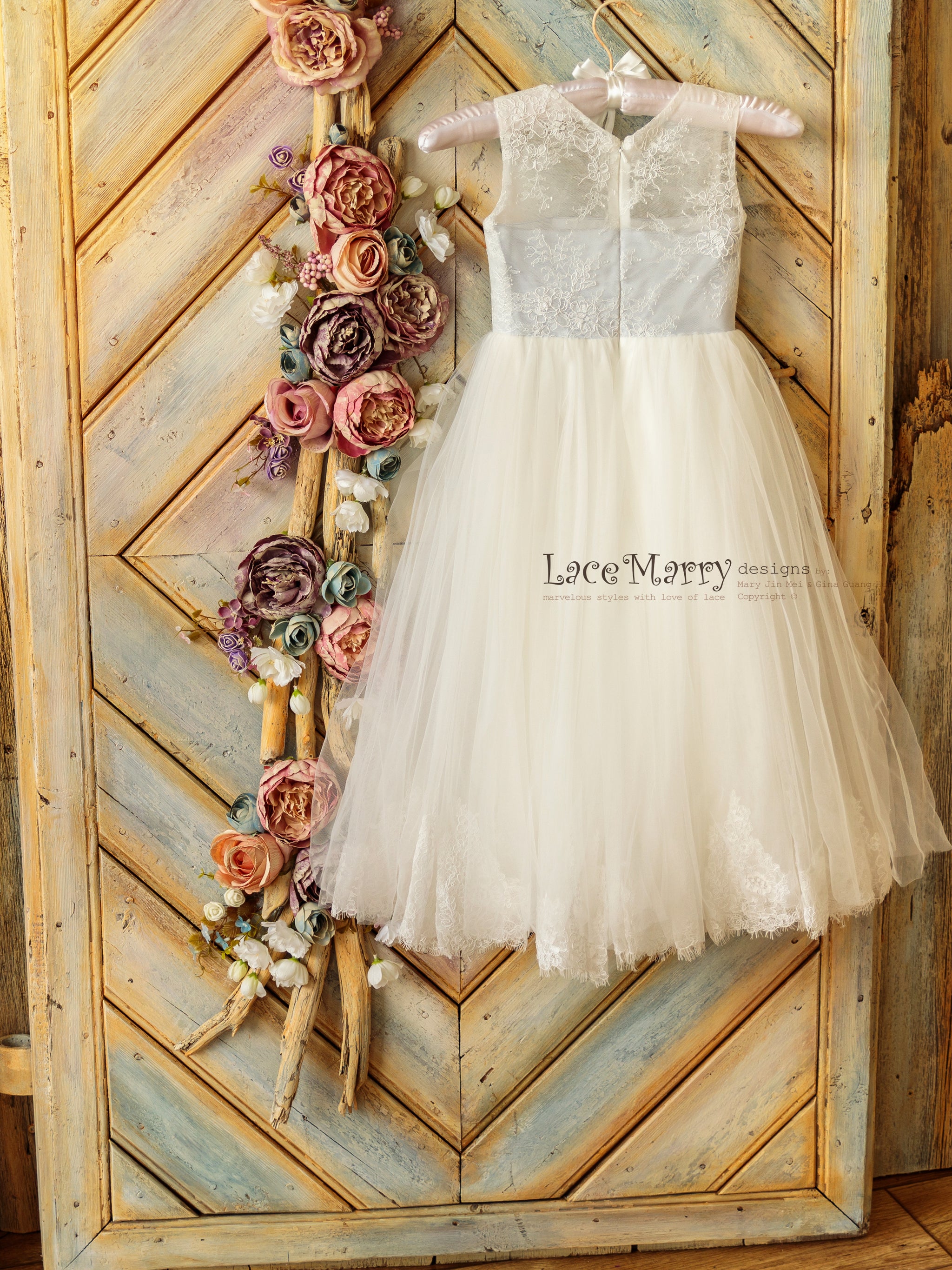 LANA / Boho Lace Flower Girl Dress with Chantilly Lace - LaceMarry LANA / Boho Lace Flower Girl Dress with Chantilly Lace - LaceMarry