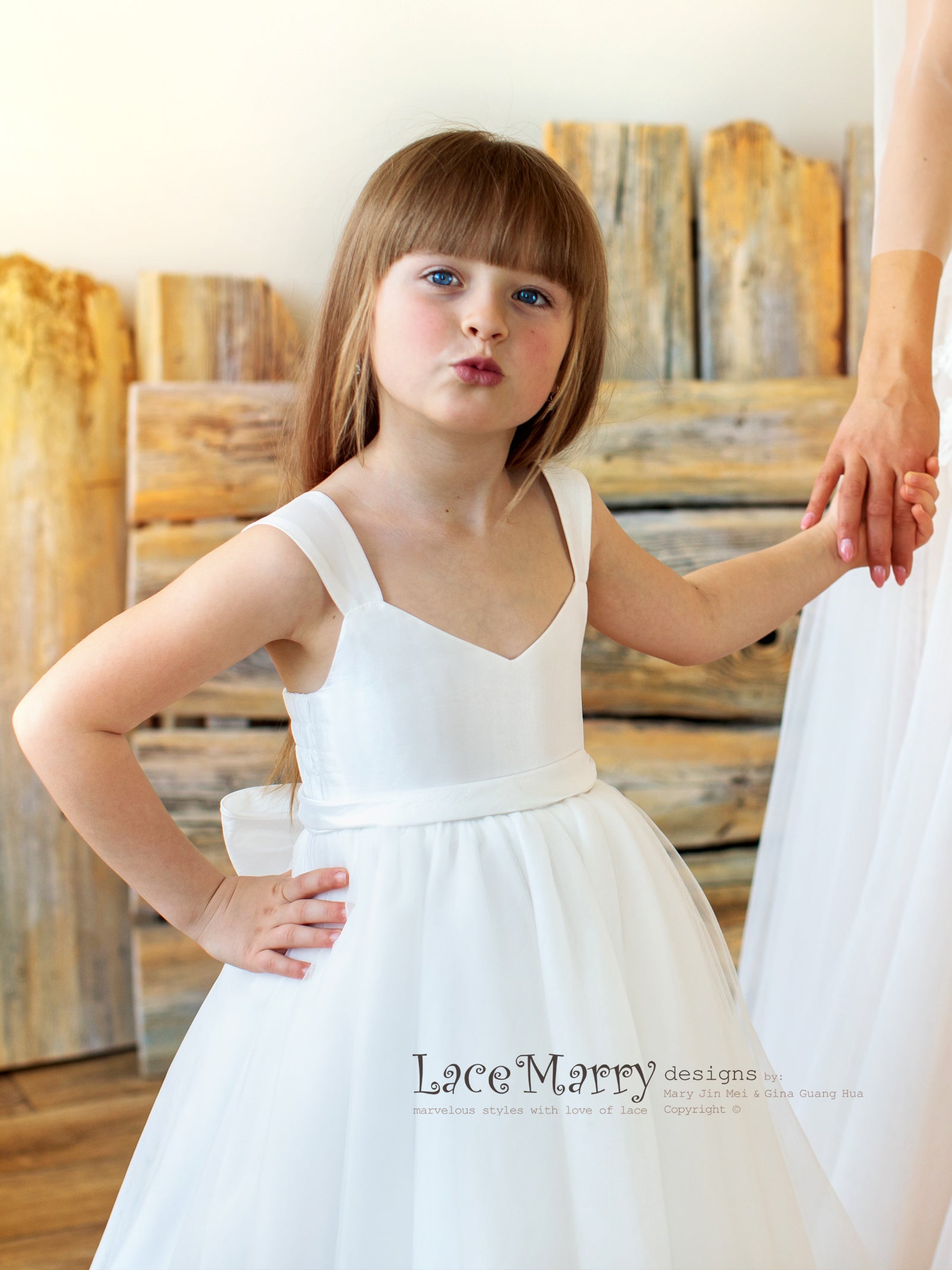 NENETTE / Simple Elegant Flower Girl Dress - LaceMarry NENETTE / Simple Elegant Flower Girl Dress - LaceMarry