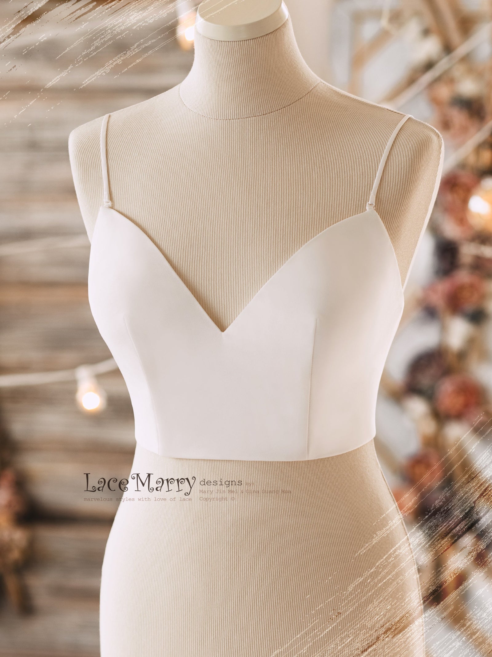 low cut corset for wedding dress Lace Bridal Corset With Detachable Straps Carrie 10 US (42 EU) / White
