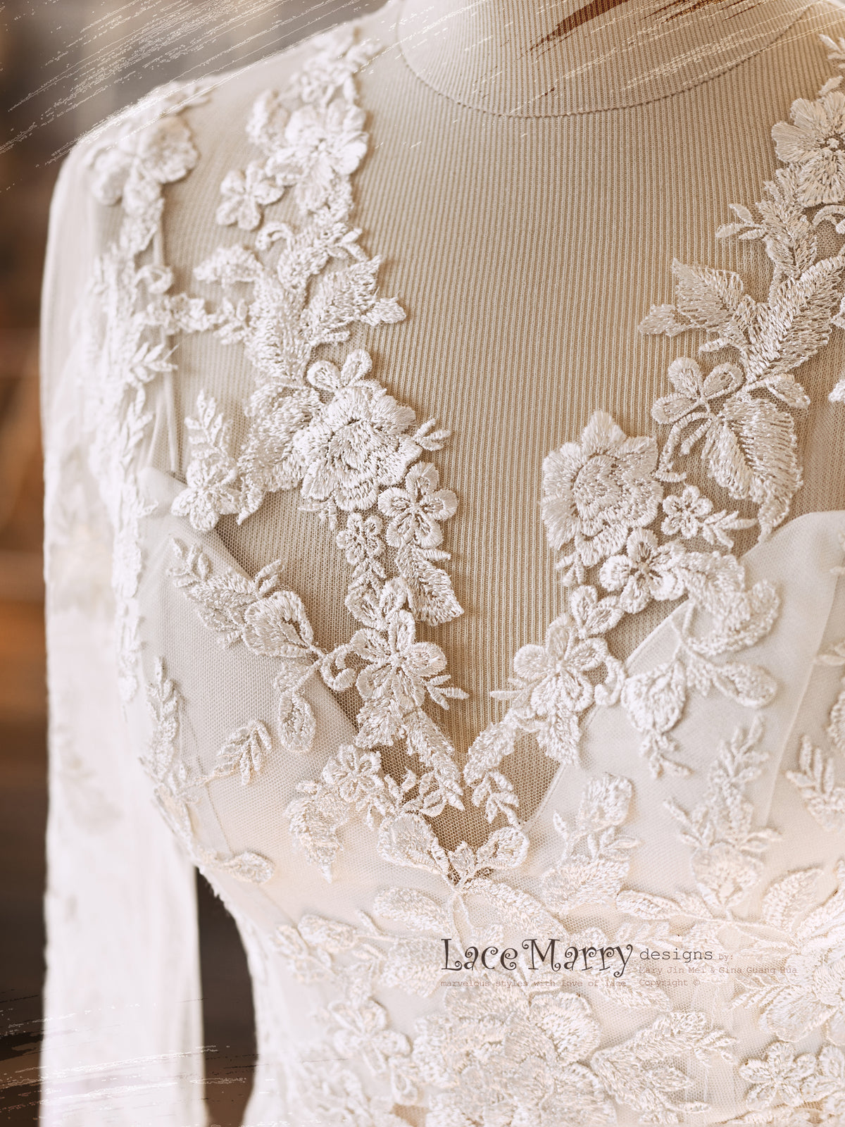 ERIKA #7 / Lace Bolero with Long Sleeves