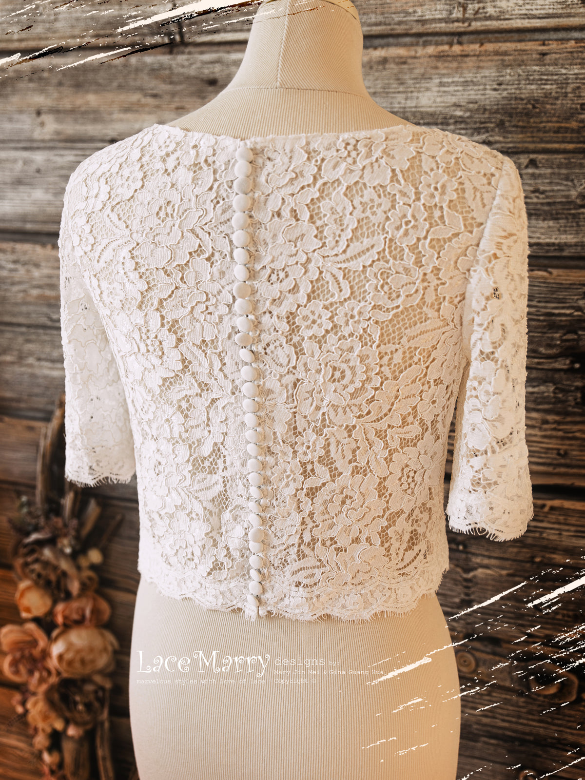 LYSSA #3 / Loose Cut Lace Bridal Bolero with Sleeves