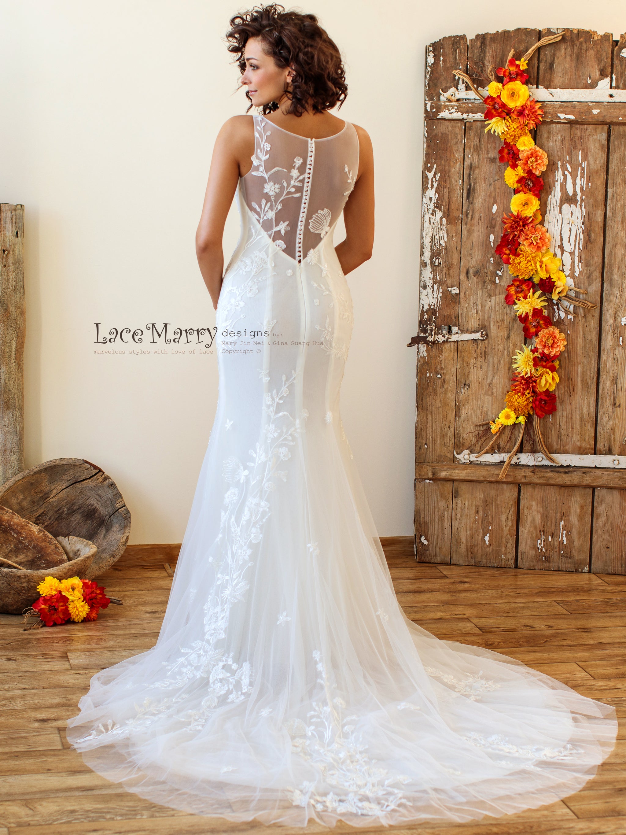 Fitted Lace Wedding Dress with Beaded Floral Appliques - LaceMarry Fitted Lace Wedding Dress with Beaded Floral Appliques - LaceMarry