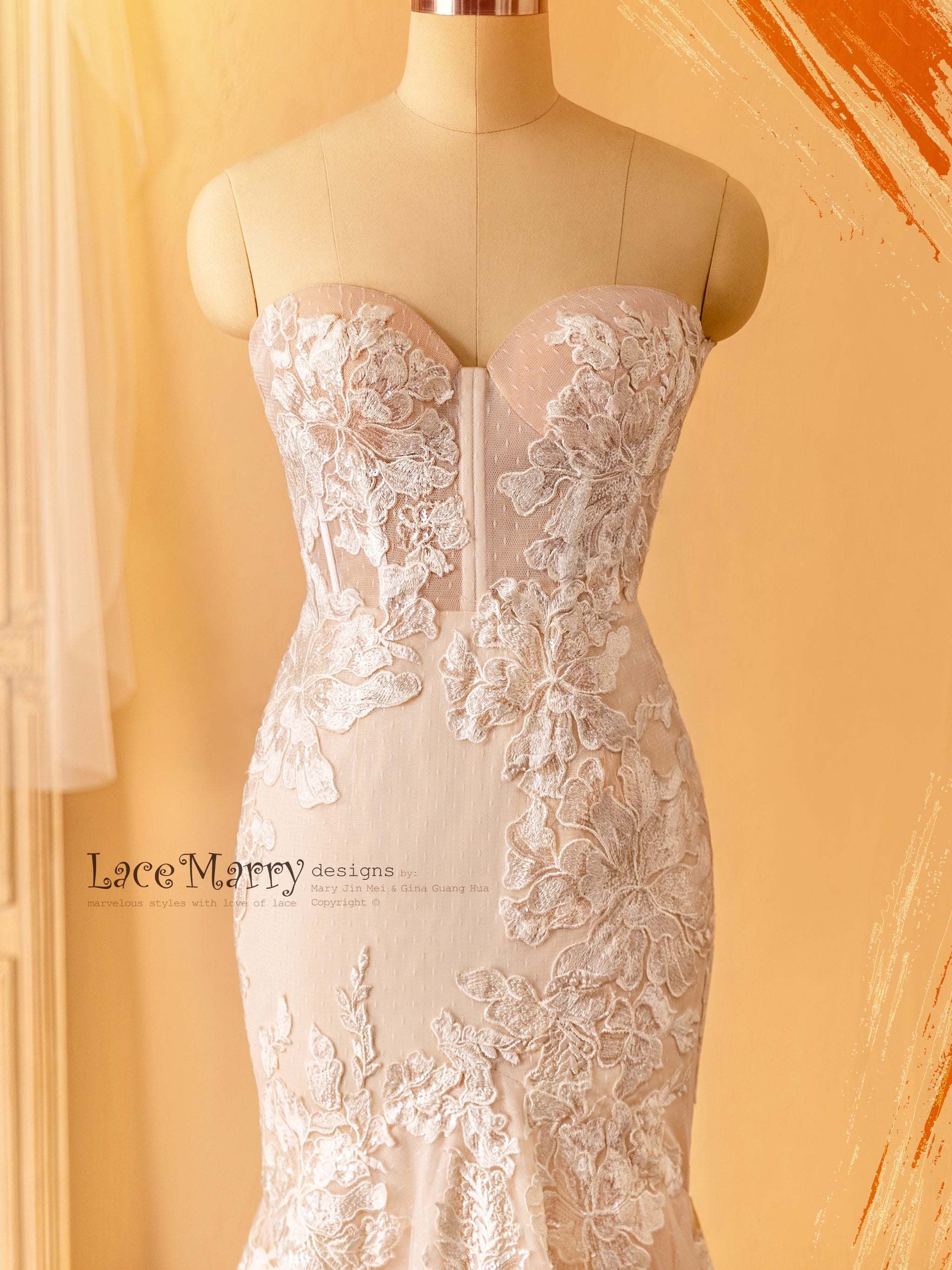 Strapless Fitted Wedding Dress in Boned and Push up Neckline - LaceMarry Strapless Fitted Wedding Dress in Boned and Push up Neckline - LaceMarry
