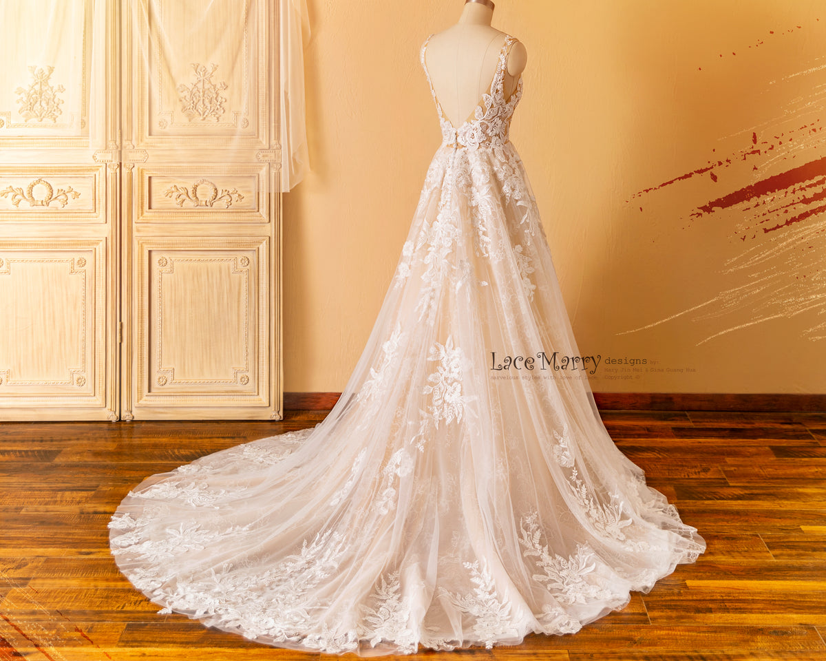 CELINE / Enchanting Lace Wedding Dress with Flower Embroidery - LaceMarry CELINE / Enchanting Lace Wedding Dress with Flower Embroidery - LaceMarry