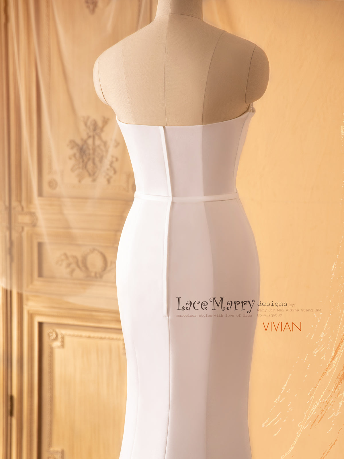 VIVIAN / Plain Wedding Dress with Folded Neckline Design
