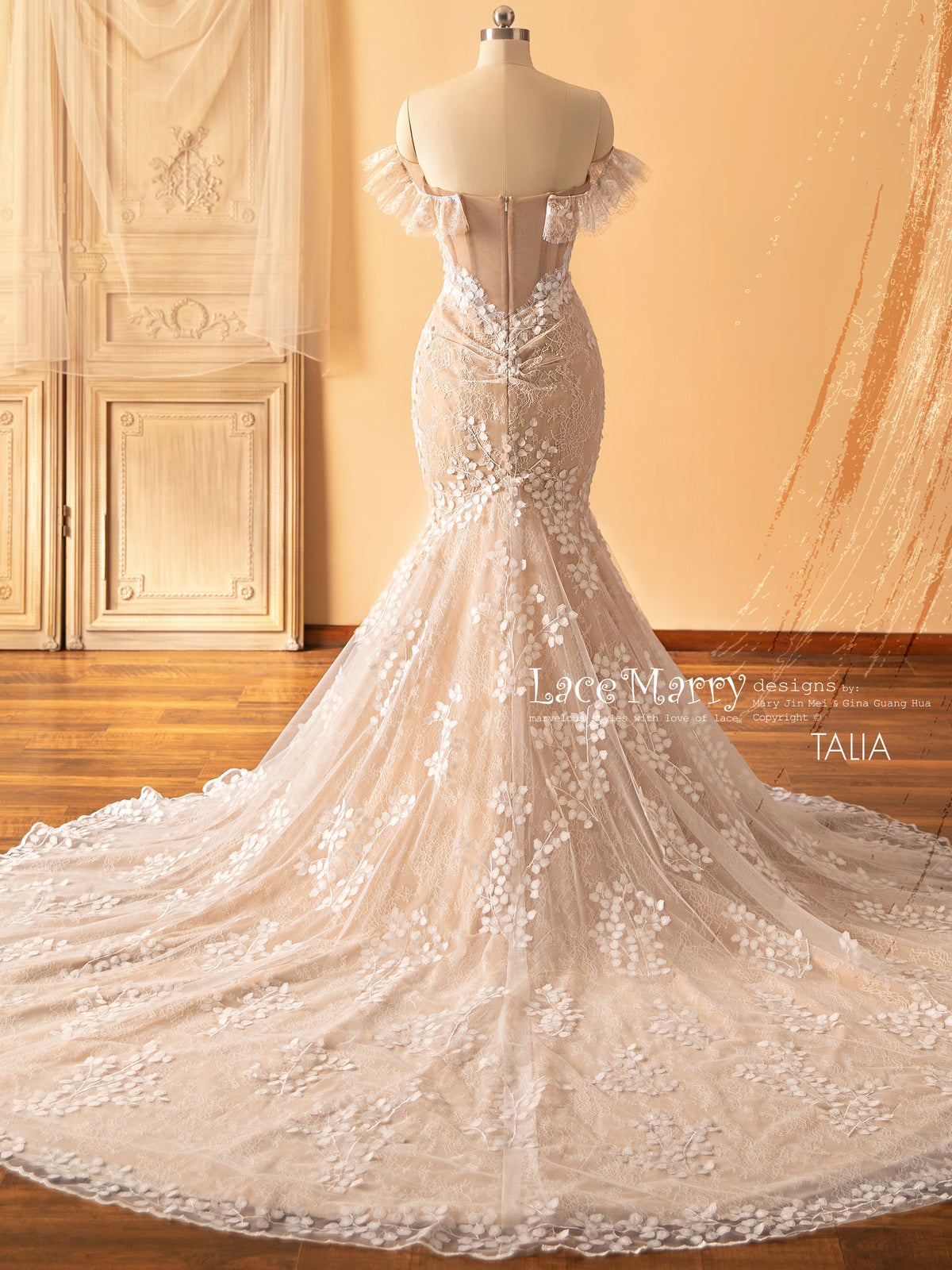 TALIA / Mermaid Wedding Dress with Strapless Bodice
