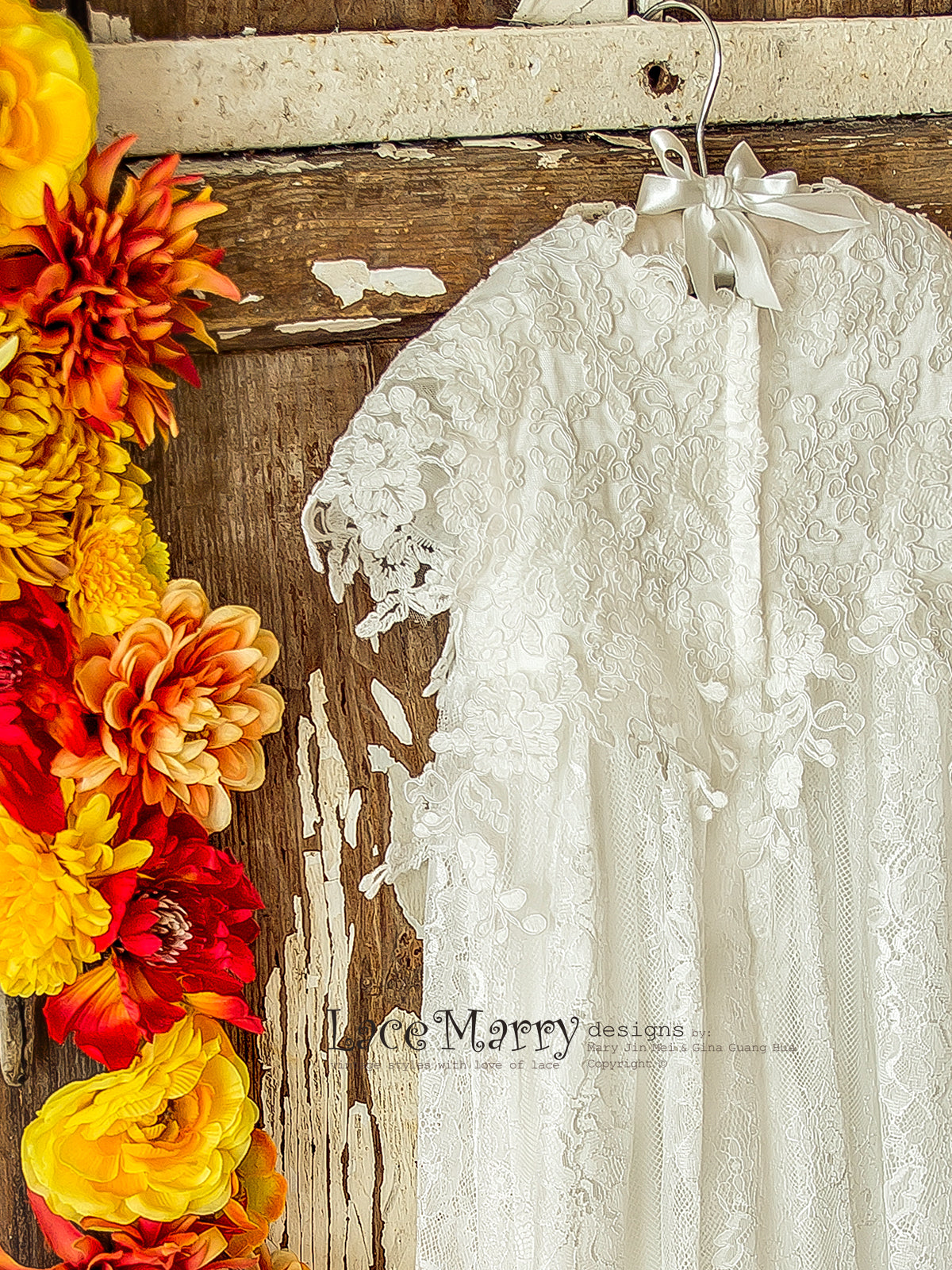 Unique Lace Flower Girl Dress with Small Sleeves