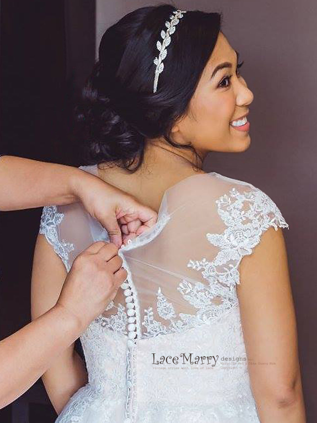 Boho Wedding Dress with Buttons on Back