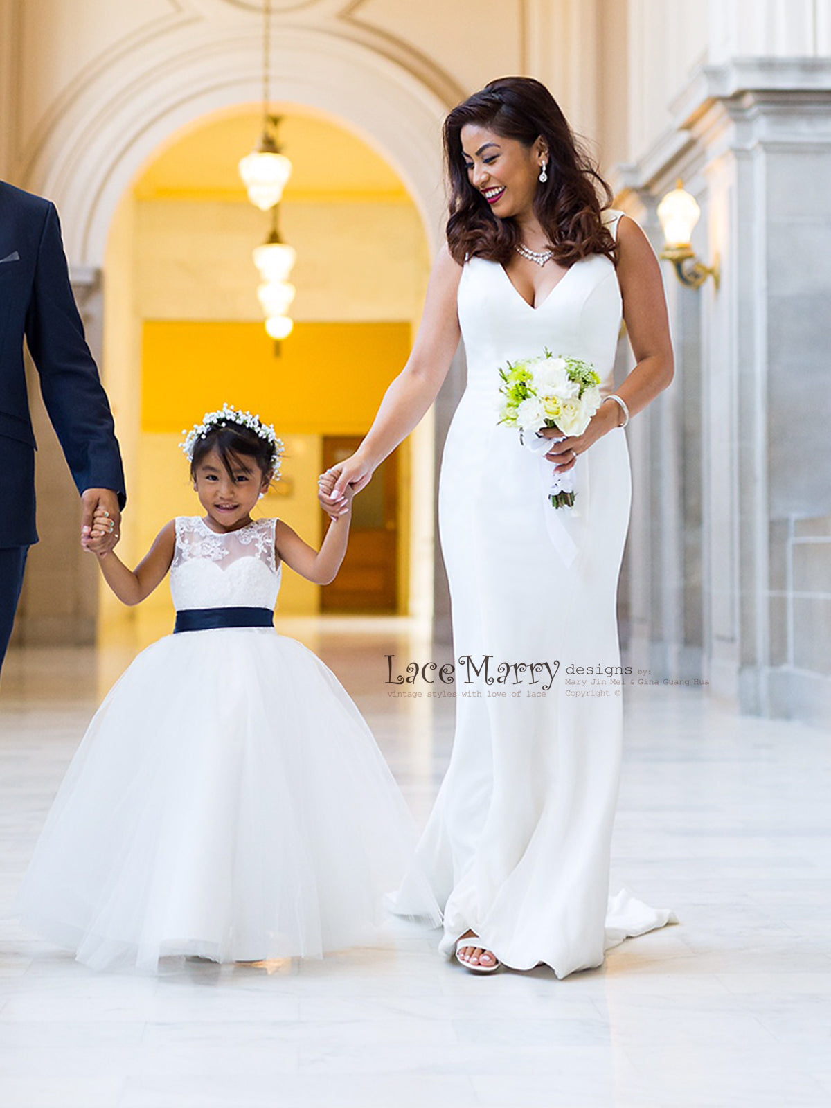 Minimalistic Simple Wedding Dress from Chiffon and Satin LaceMarry
