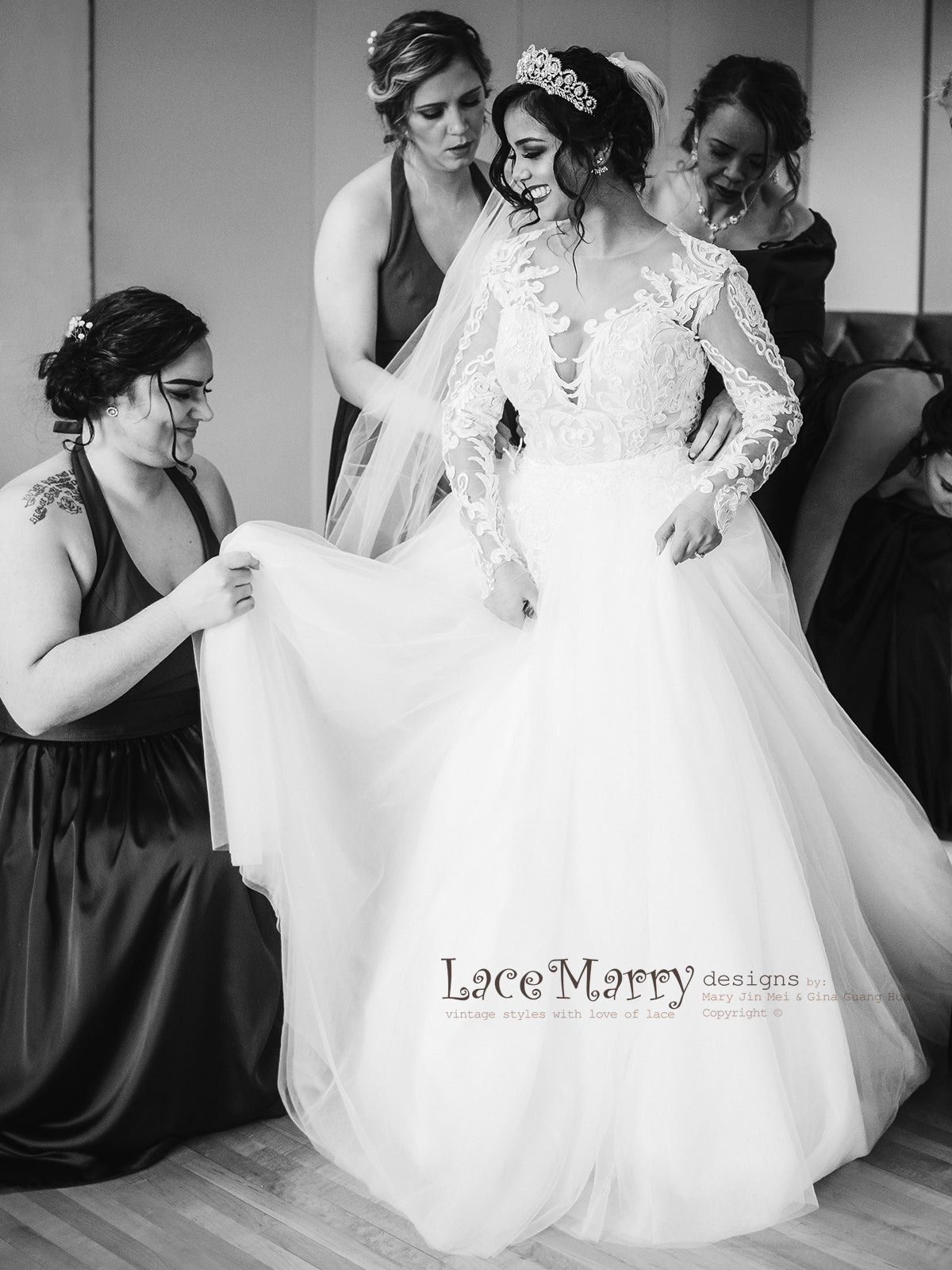 Long Removable Tulle Over Skirt with Lace Wedding Dress
