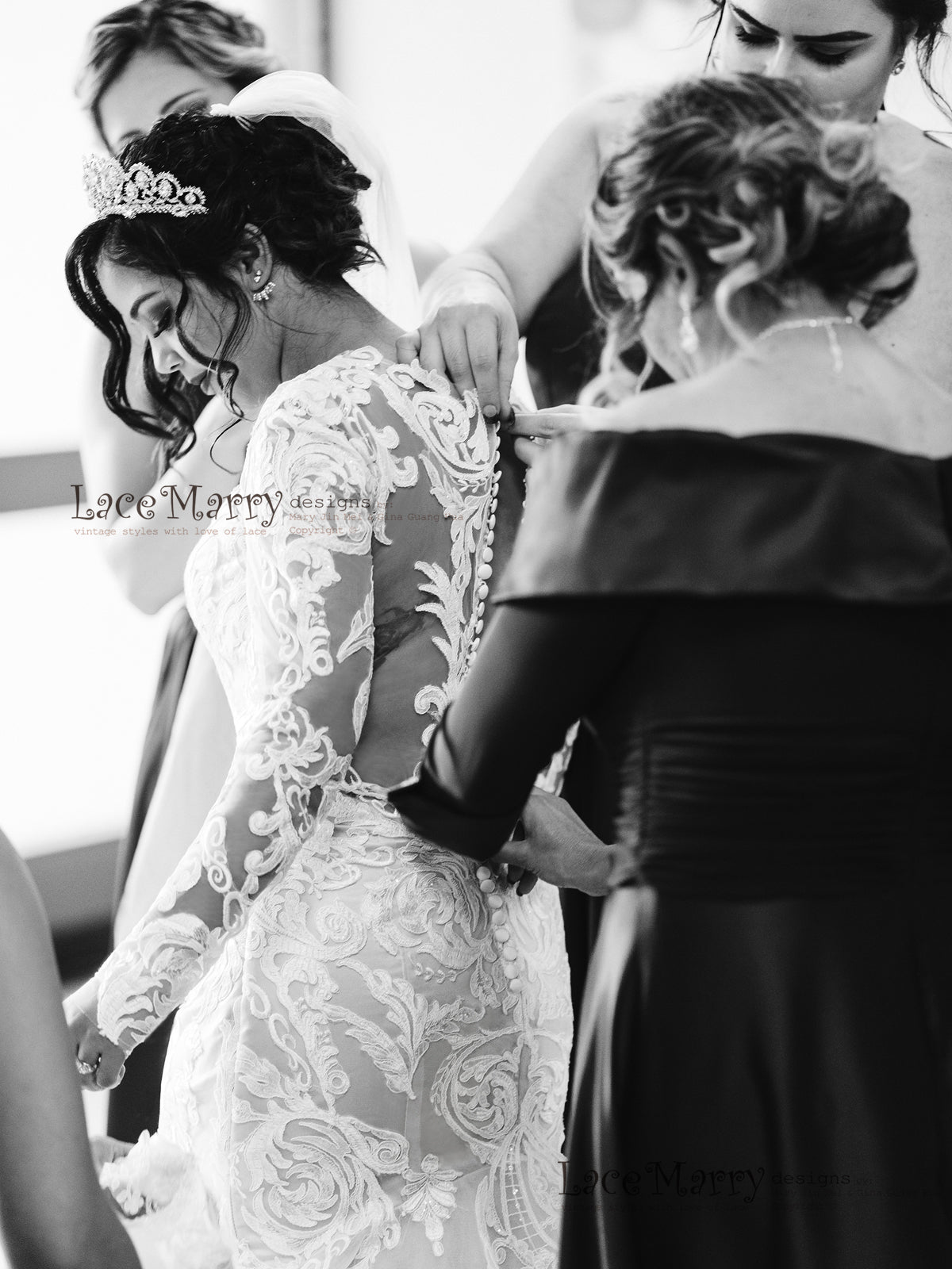 Gorgeous Lace Wedding Dress with Buttons on the Back