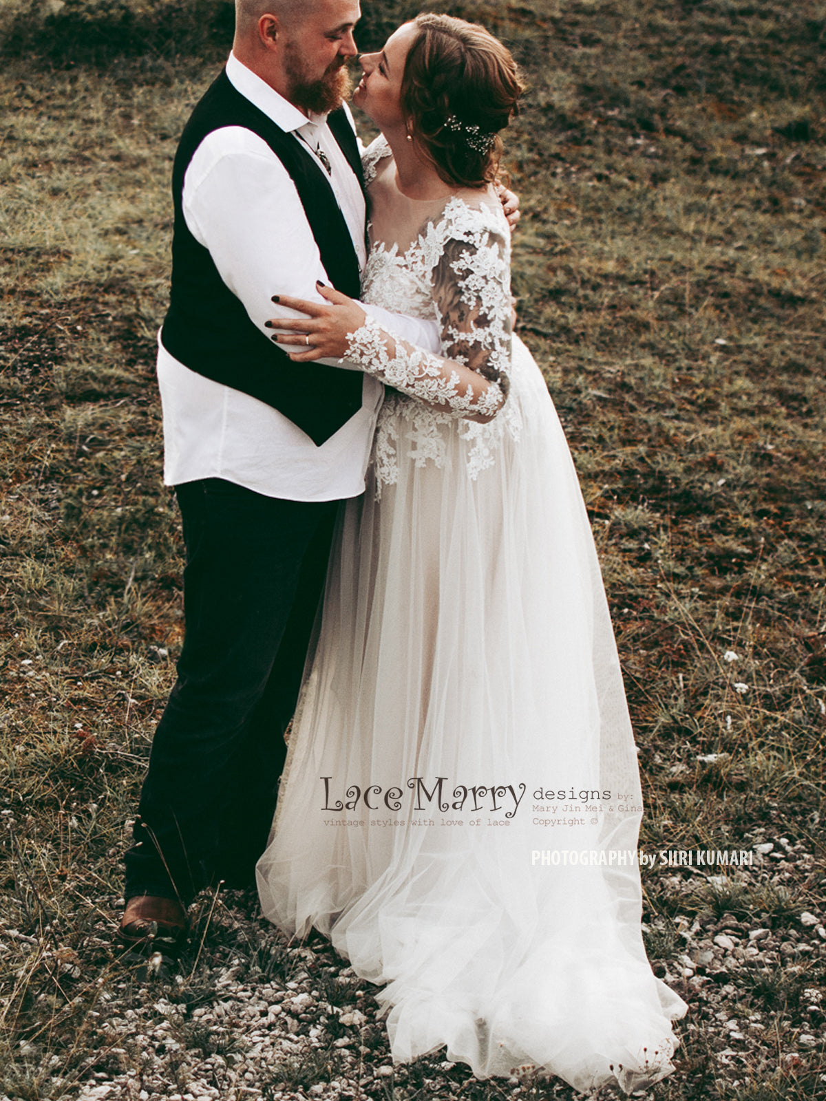 Beautiful Boho Style Wedding Dress with Long Lace Sleeves Beautiful Boho Style Wedding Dress with Long Lace Sleeves