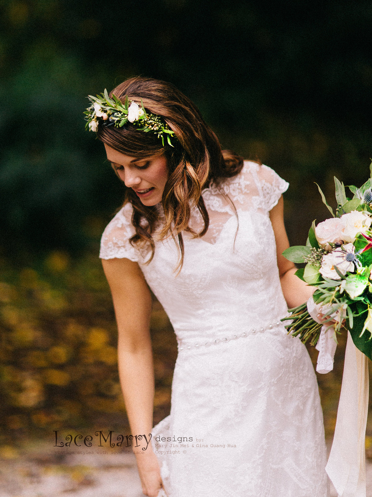 Geometric Floral Pattern Lace Wedding Dress