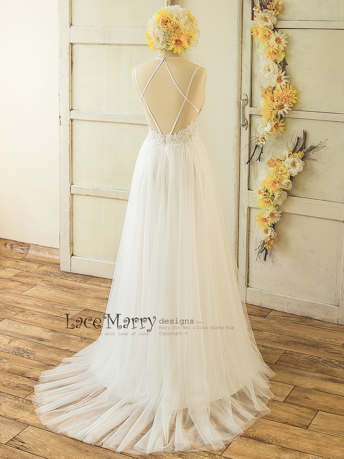 Open Back Lace Wedding Dress