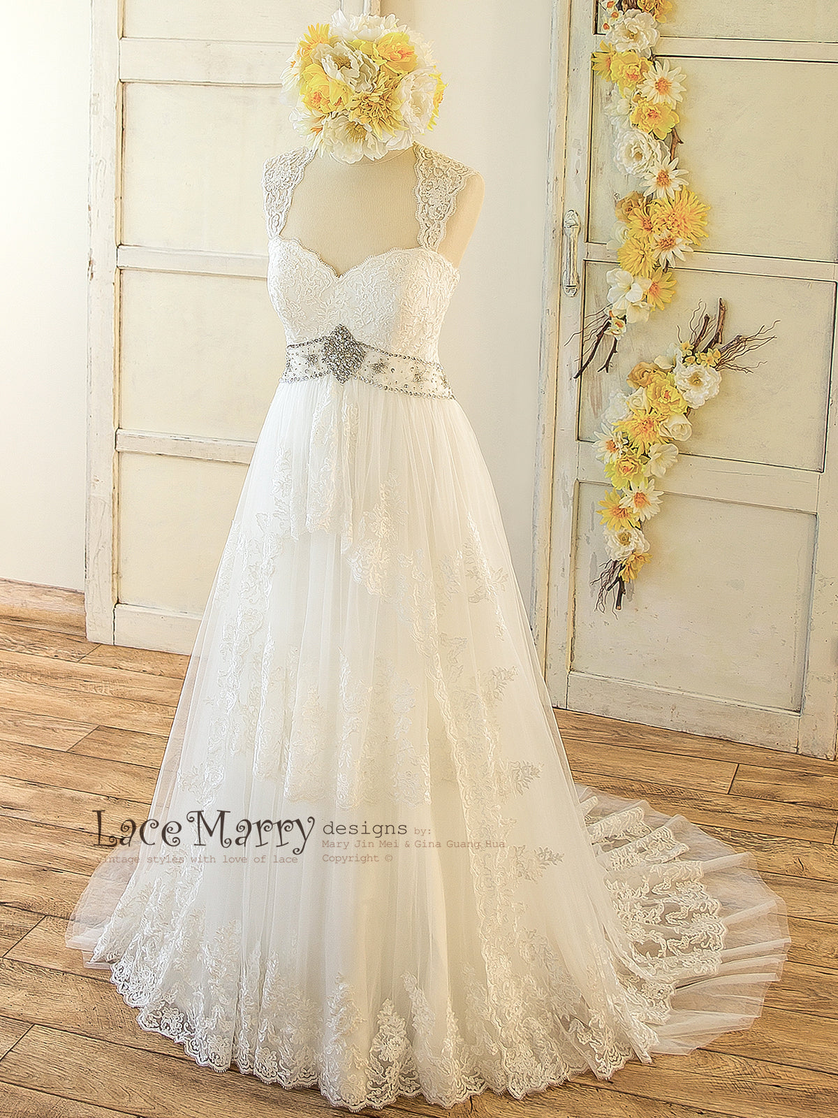 A Line Lace Wedding Dress
