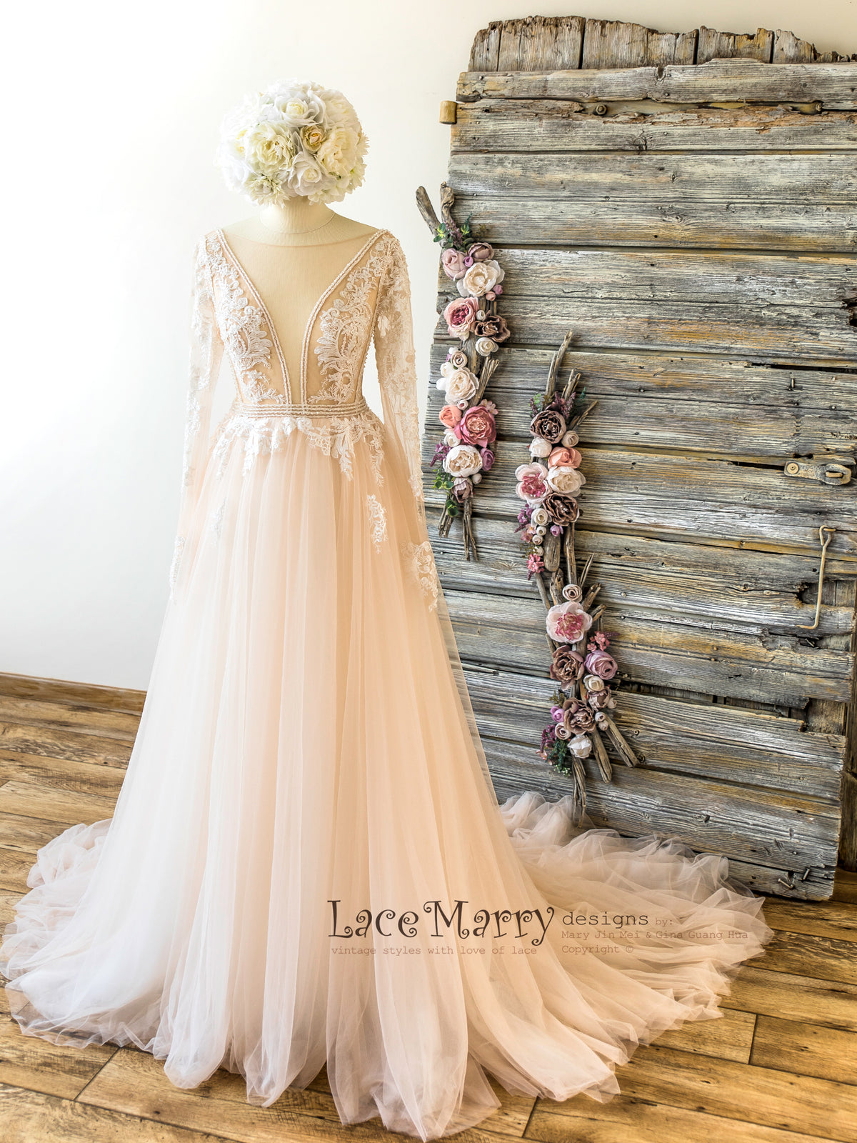 Ombre Wedding Dress in Nude Tulle and Ivory Applique - LaceMarry Ombre Wedding Dress in Nude Tulle and Ivory Applique - LaceMarry