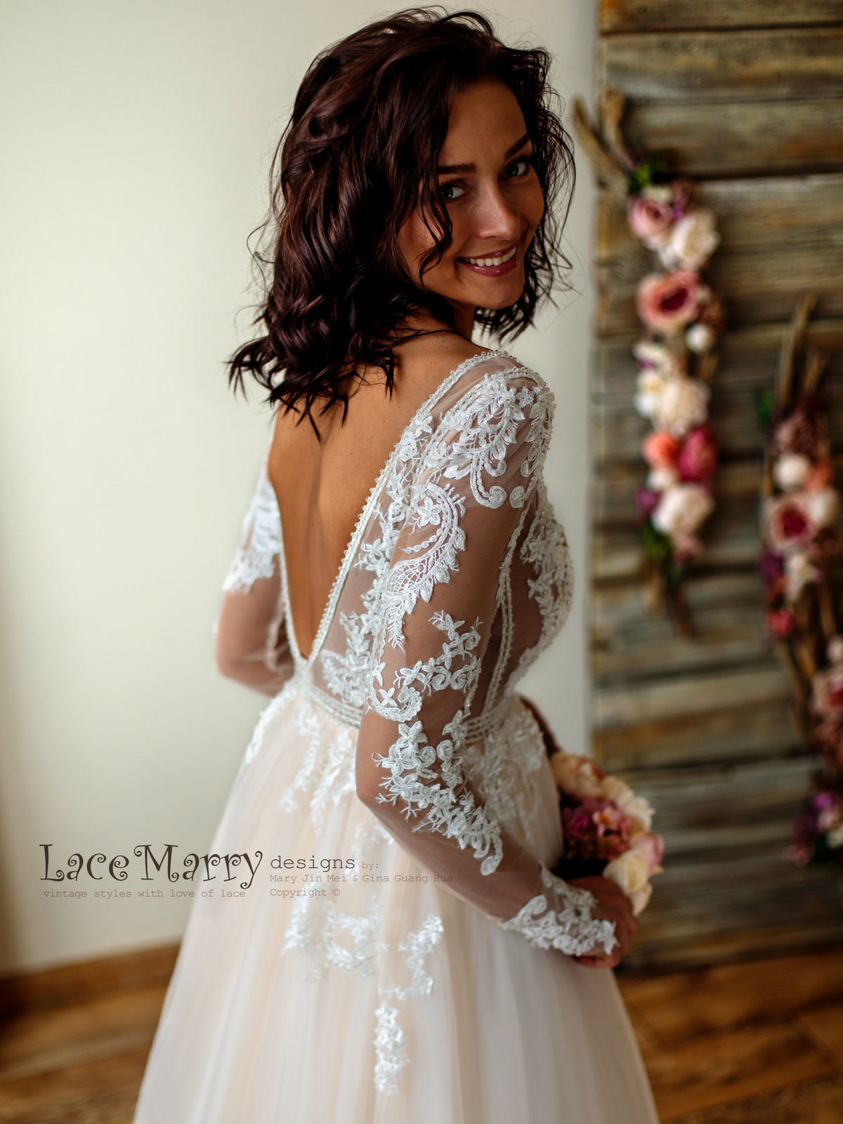 Romantic Lace Sleeves Wedding Dress
