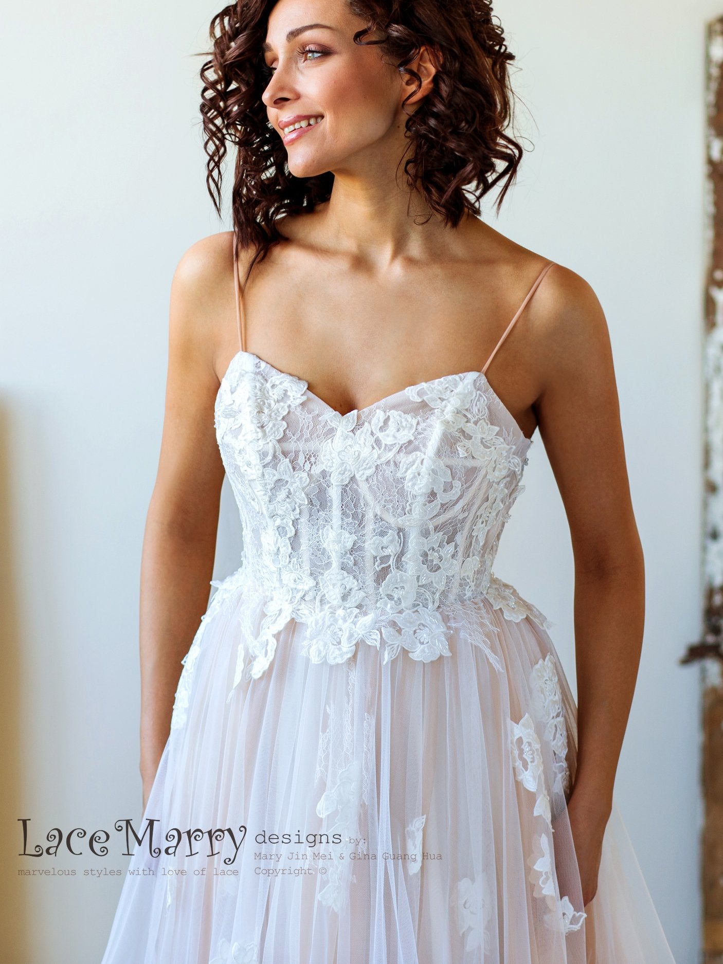 Thin Straps Wedding Dress with Ombre Skirt